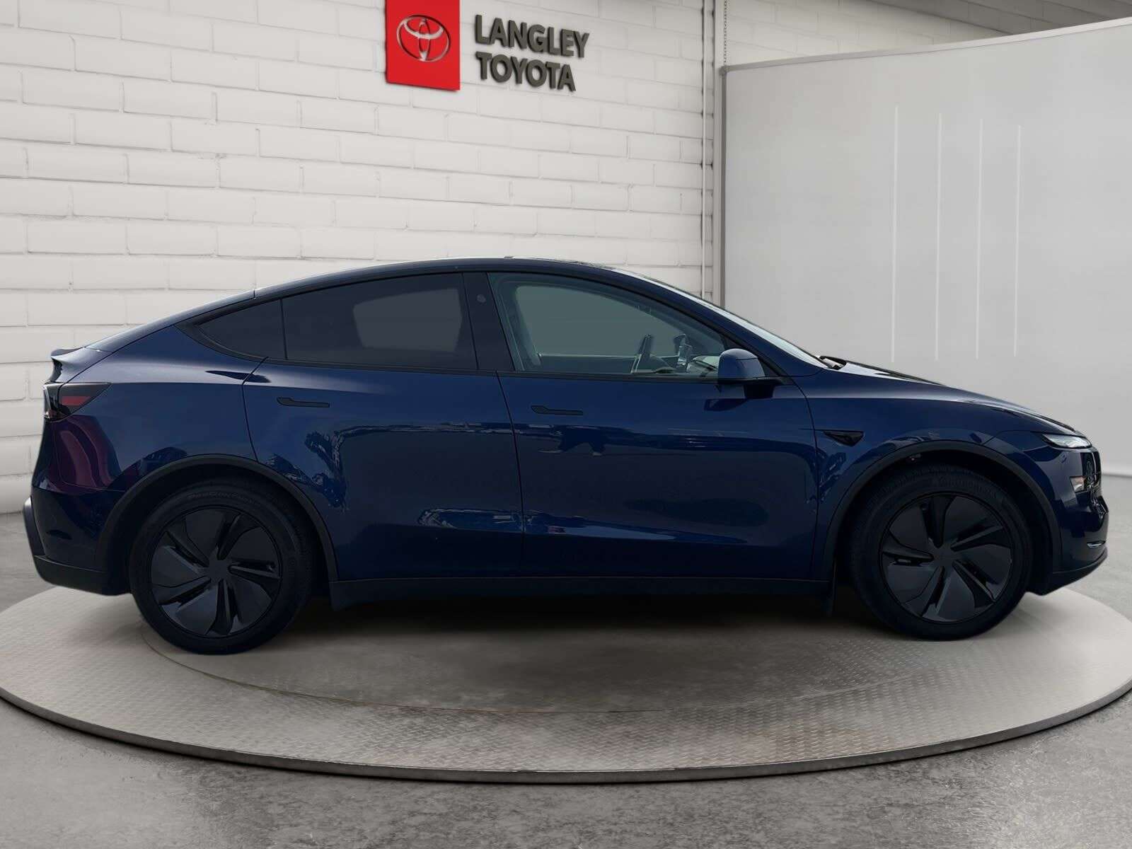 2026 Tesla Model Y Long Range Launch Series — photo 1