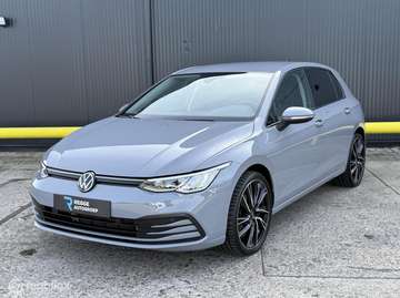 1.5 eTSI Style Nardo Grijs | Automaat | ACC