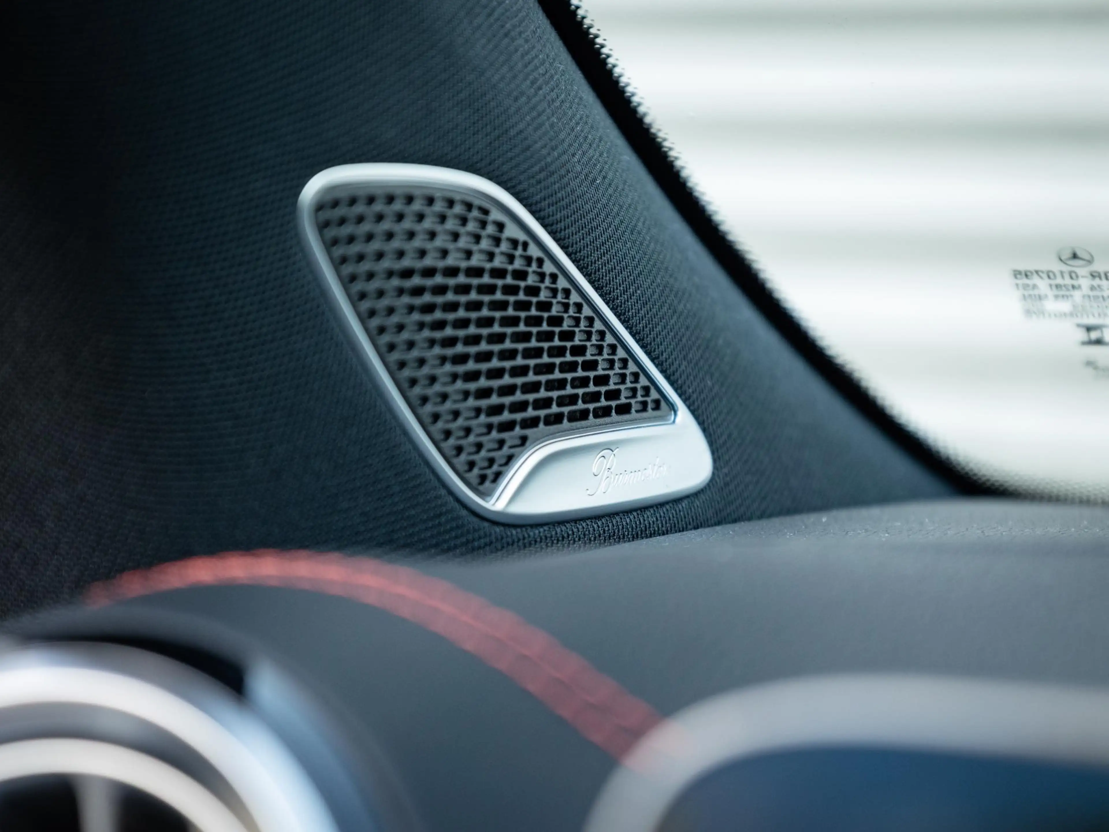Mercedes-Benz EQA 250 250+ Business Solution AMG 71 kWh | Panorama dak — photo 13