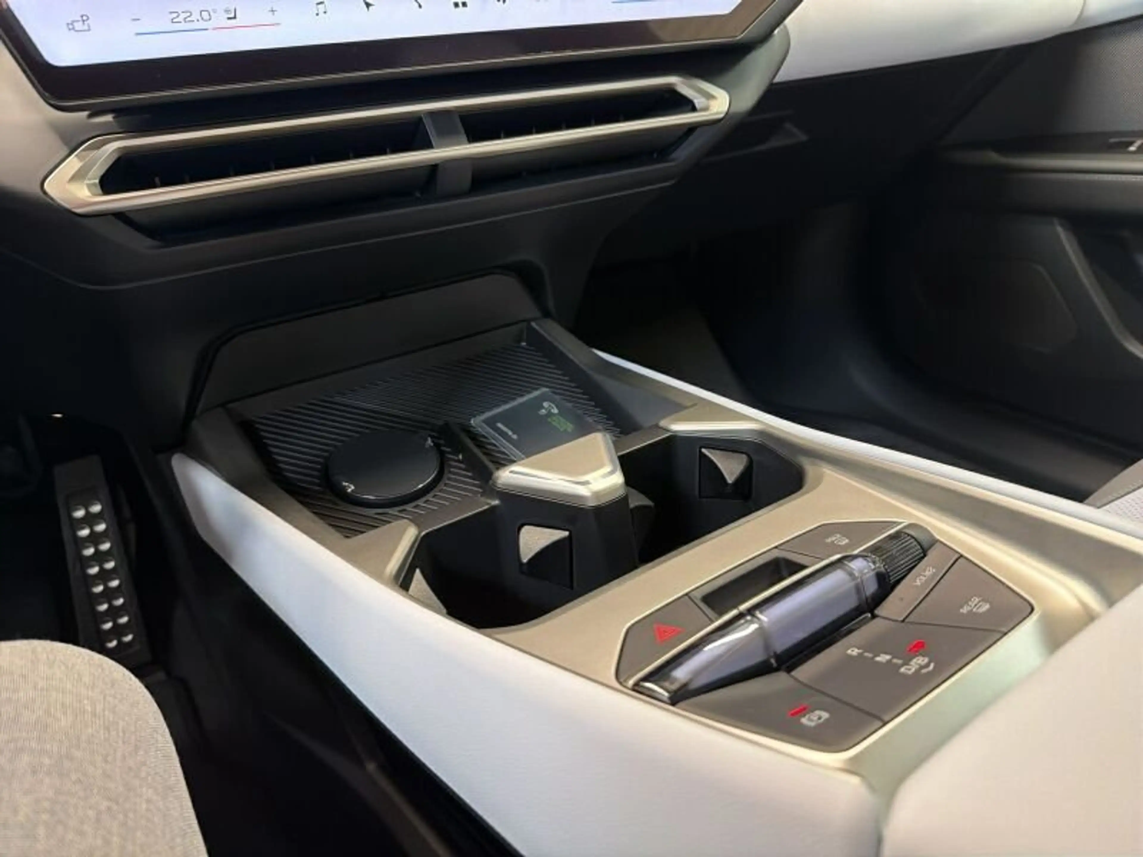 BMW i3 50 xDrive Limousine M Sportpaket — photo 12