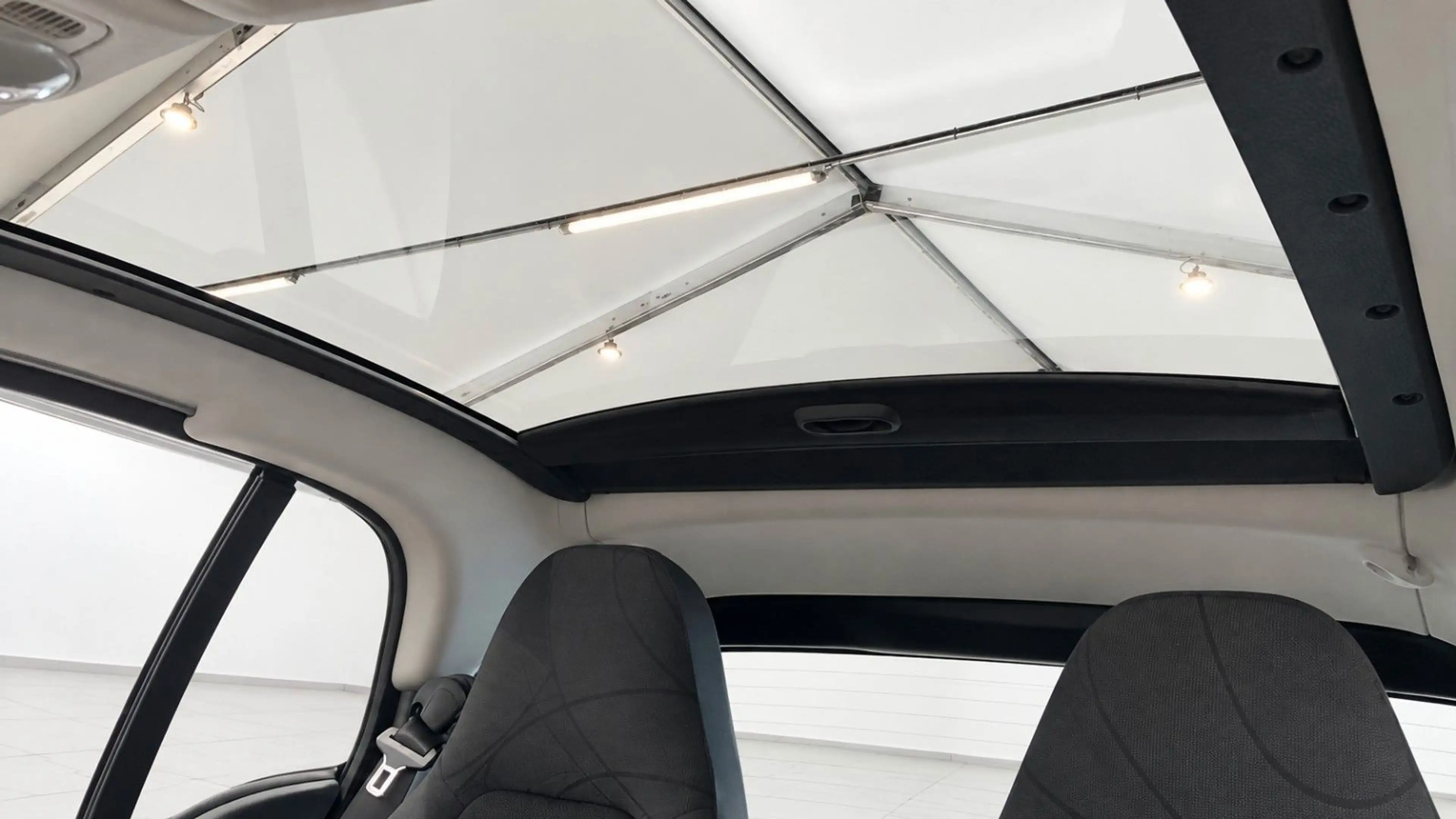 smart forTwo fortwo coupe Basis 62 kW — photo 6
