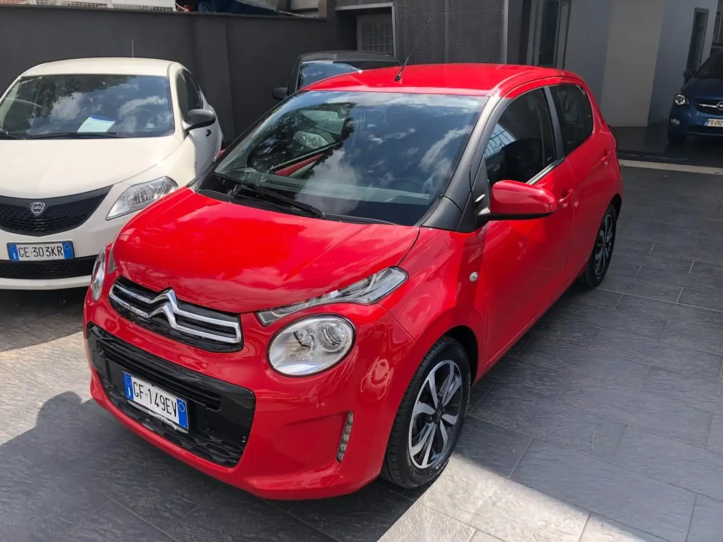 Citroen C1 5p 1.0 vti Shine 72cv EURO 6 Rood - 2