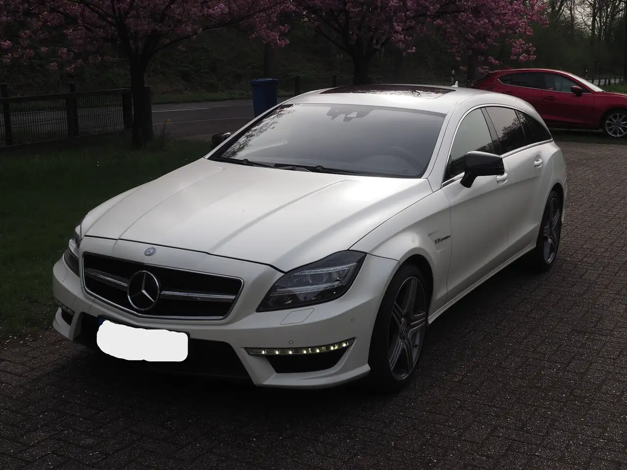 Mercedes-Benz CLS 63 AMG CLS Shooting Brake 63 AMG AMG SPEEDSHIFT MCT — photo 1 of 17