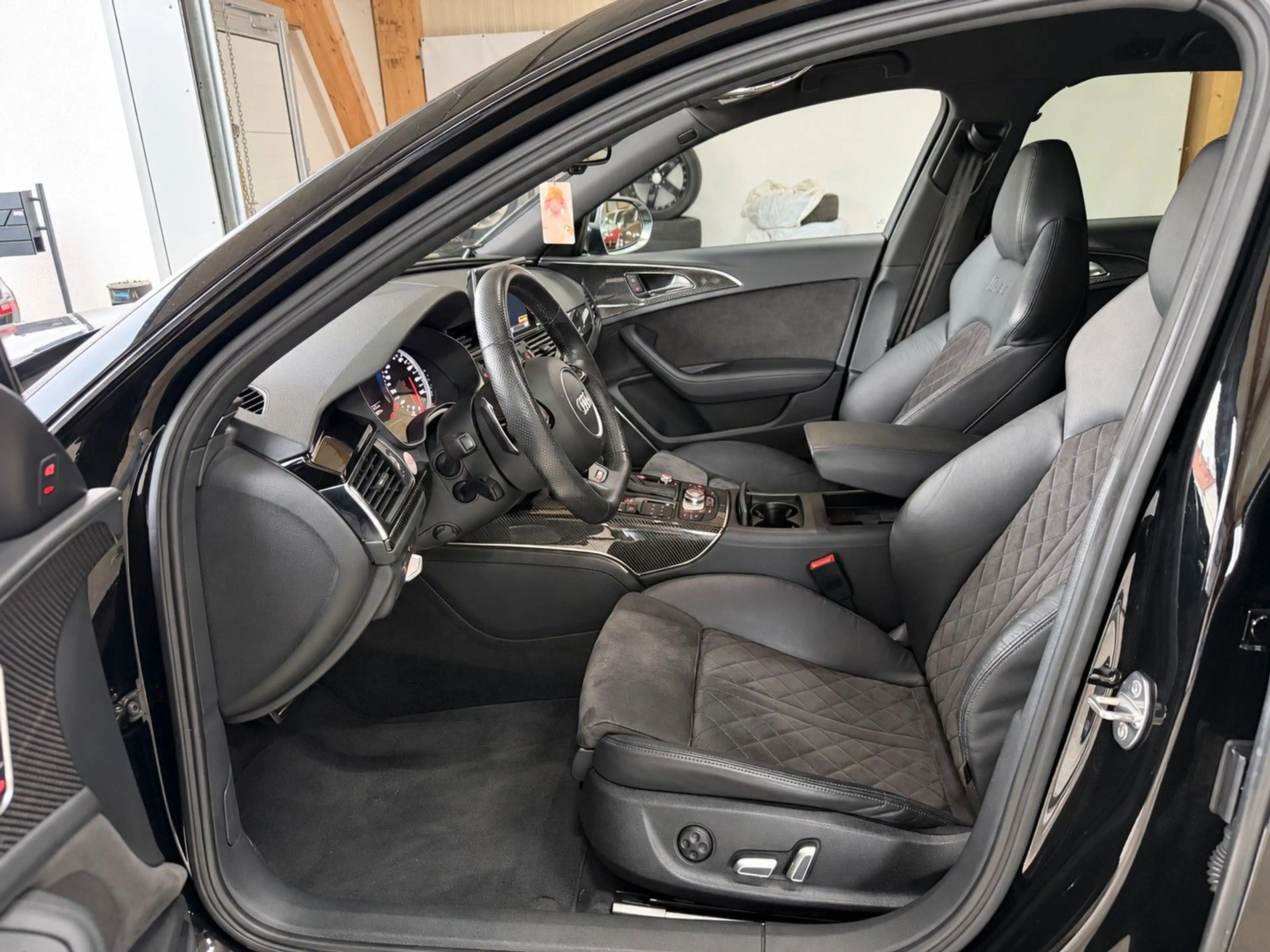 Audi RS6 4.0 TFSI Avant/ACC/MATRIX/BANG&Olufsen — photo 10