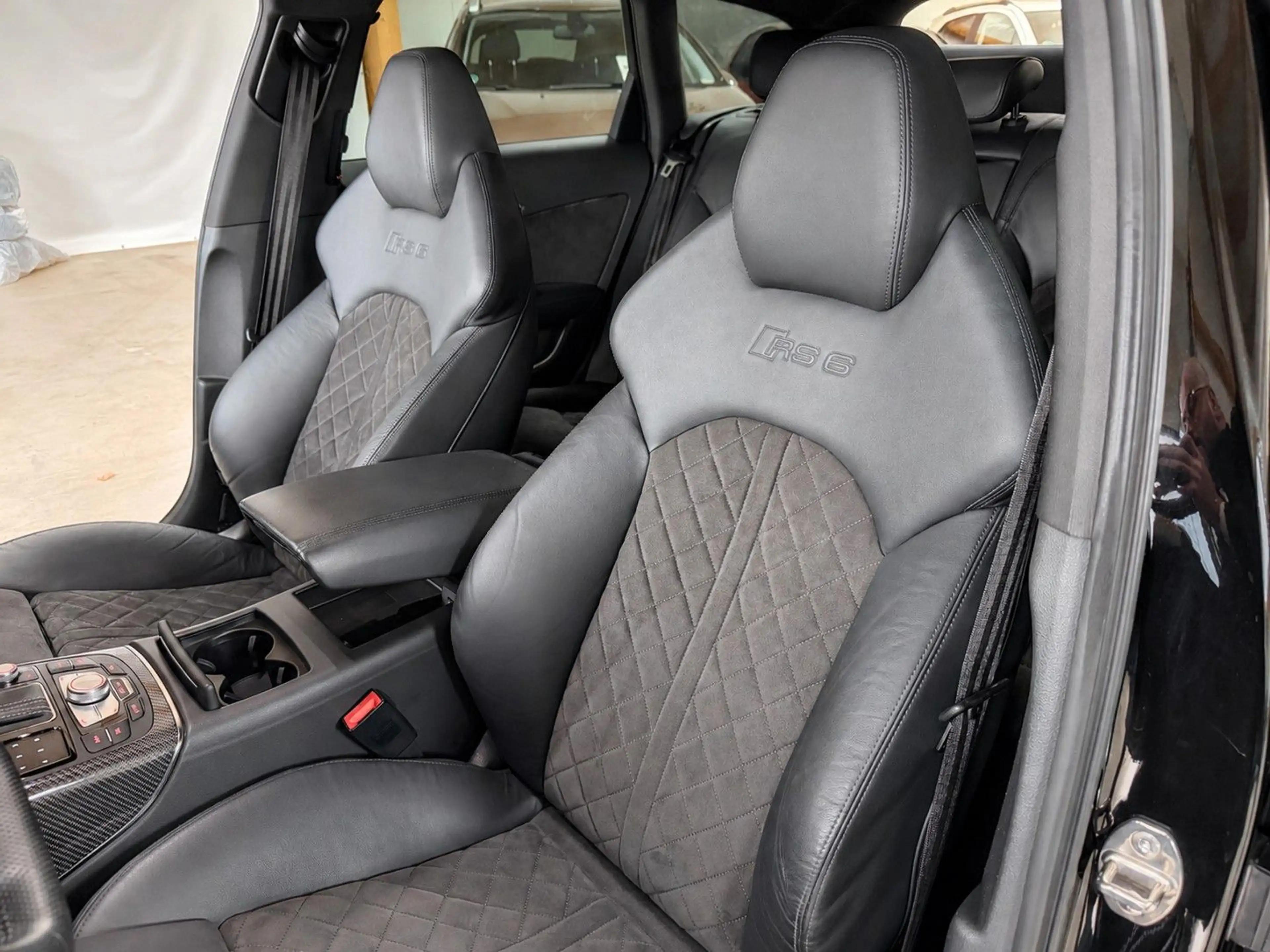 Audi RS6 4.0 TFSI Avant/ACC/MATRIX/BANG&Olufsen — photo 12