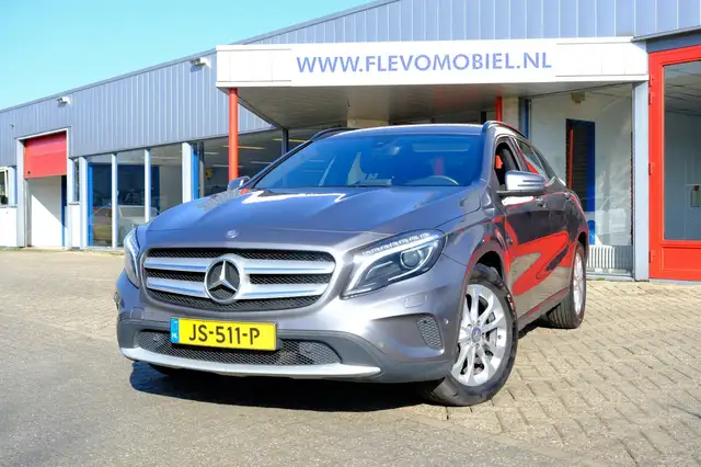 Mercedes-Benz GLA 180 d Lease Edition Half leder|Bi-xenon|Navi|Cruise|LM