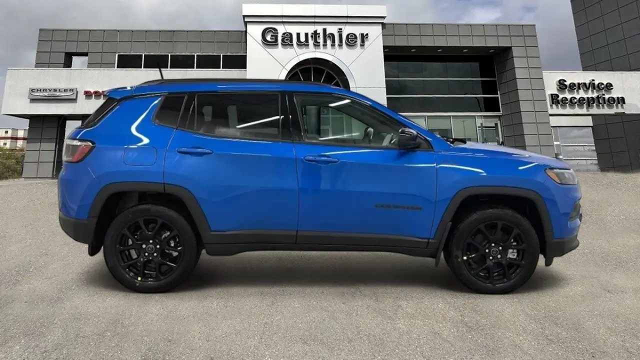 Jeep Compass photo Jeep Compass
