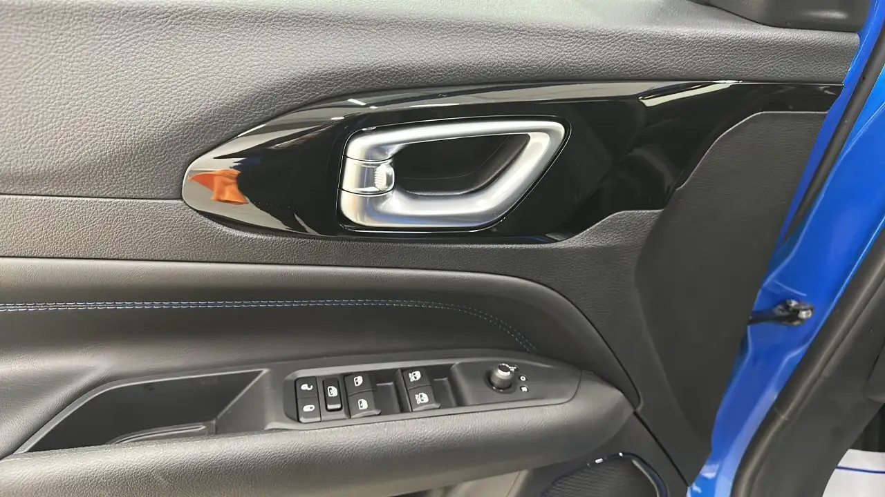 Jeep Compass photo Jeep Compass