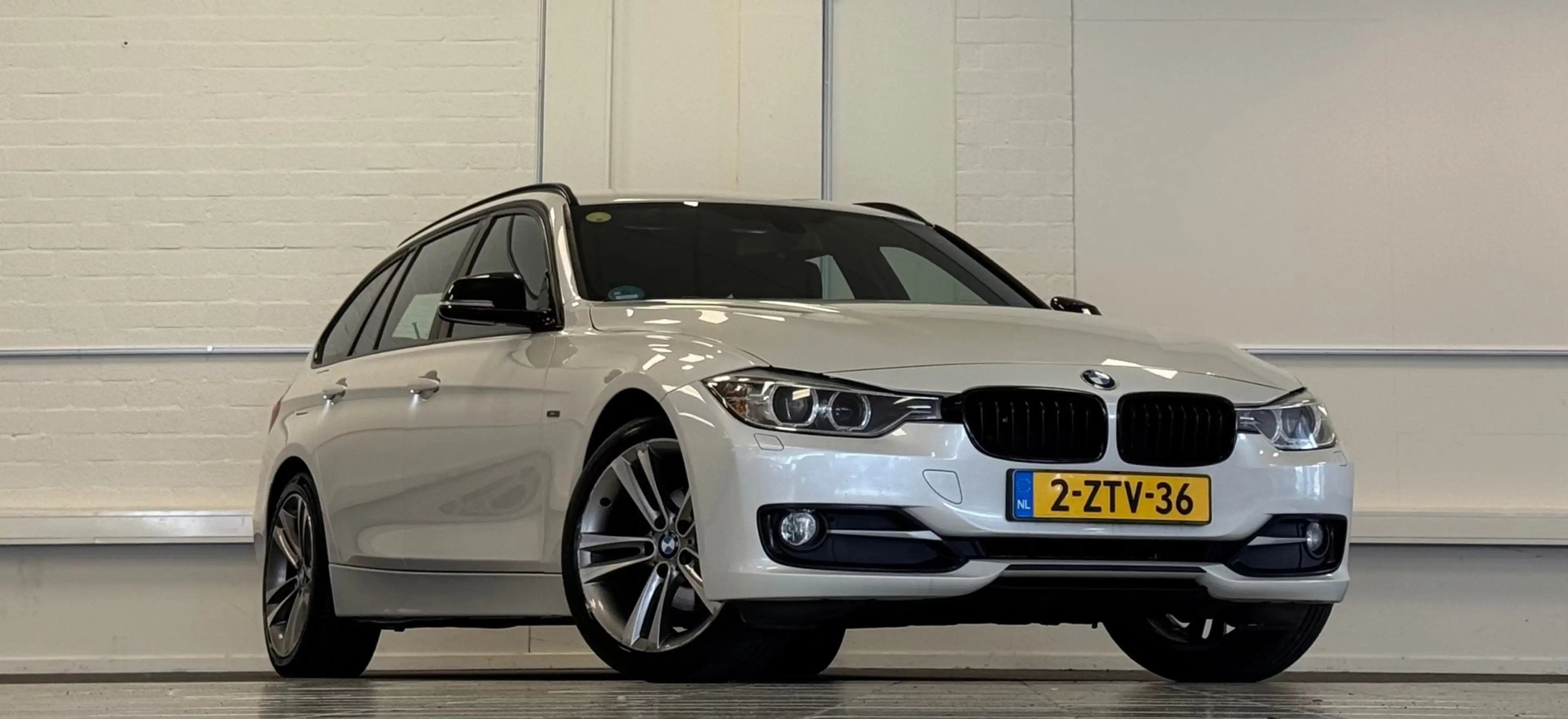 BMW 316 3-serie Touring 316d High Executive Lerenbekleding — photo 2