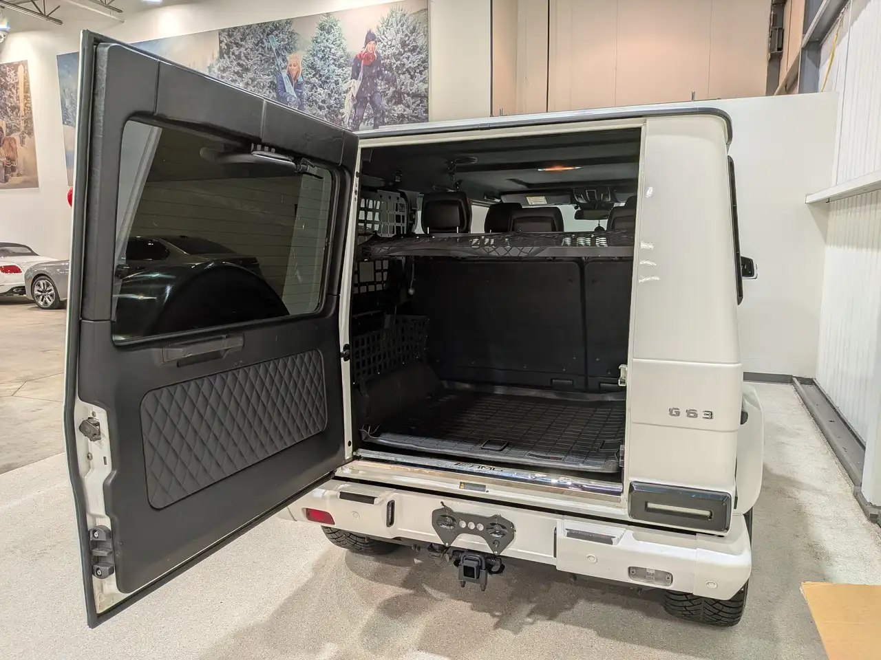Mercedes-Benz G-Class снимка Mercedes-Benz G-Class