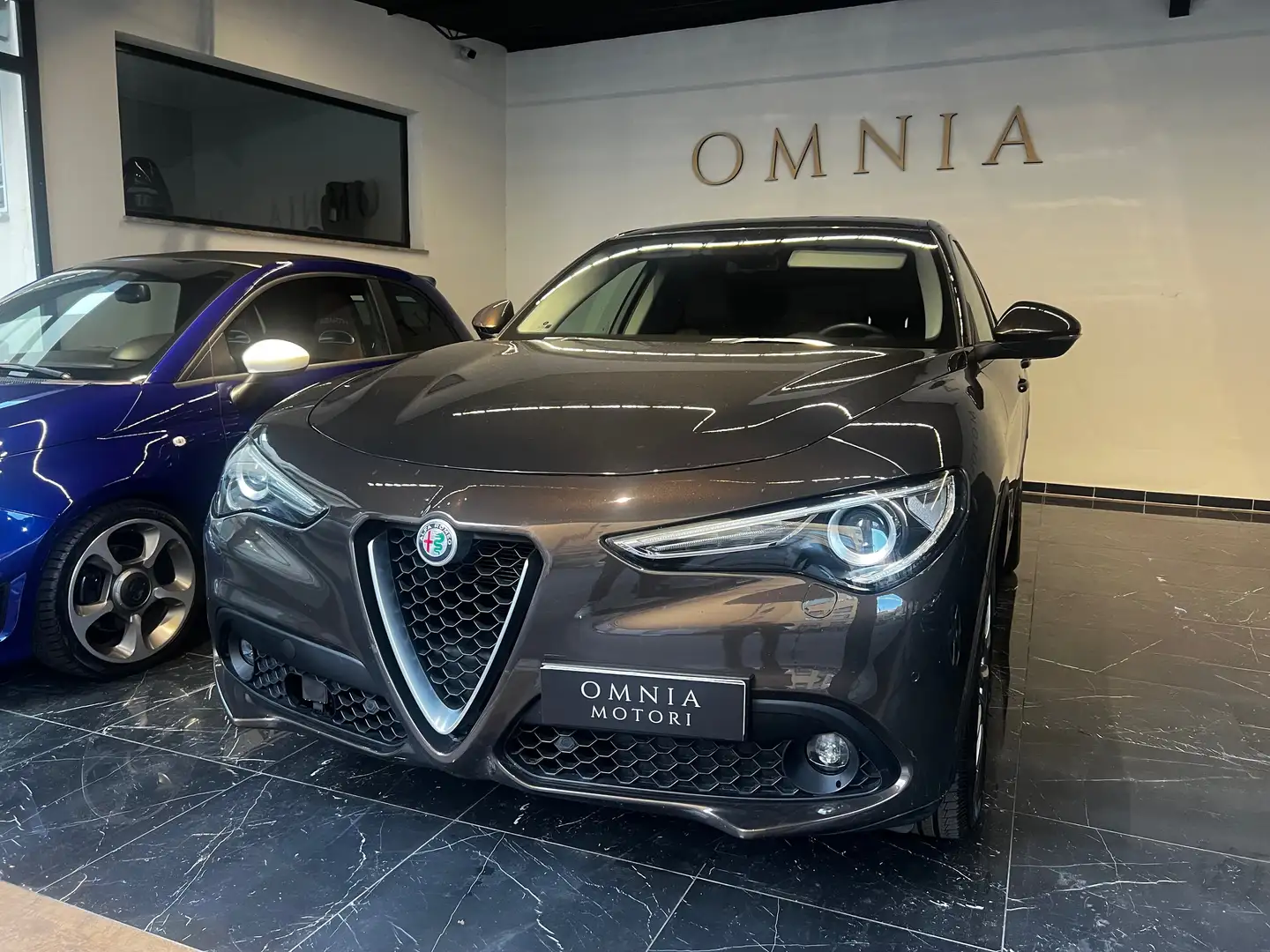 Alfa Romeo Stelvio Stelvio 2.2 t Executive rwd 190cv auto my19 Marrón - 1