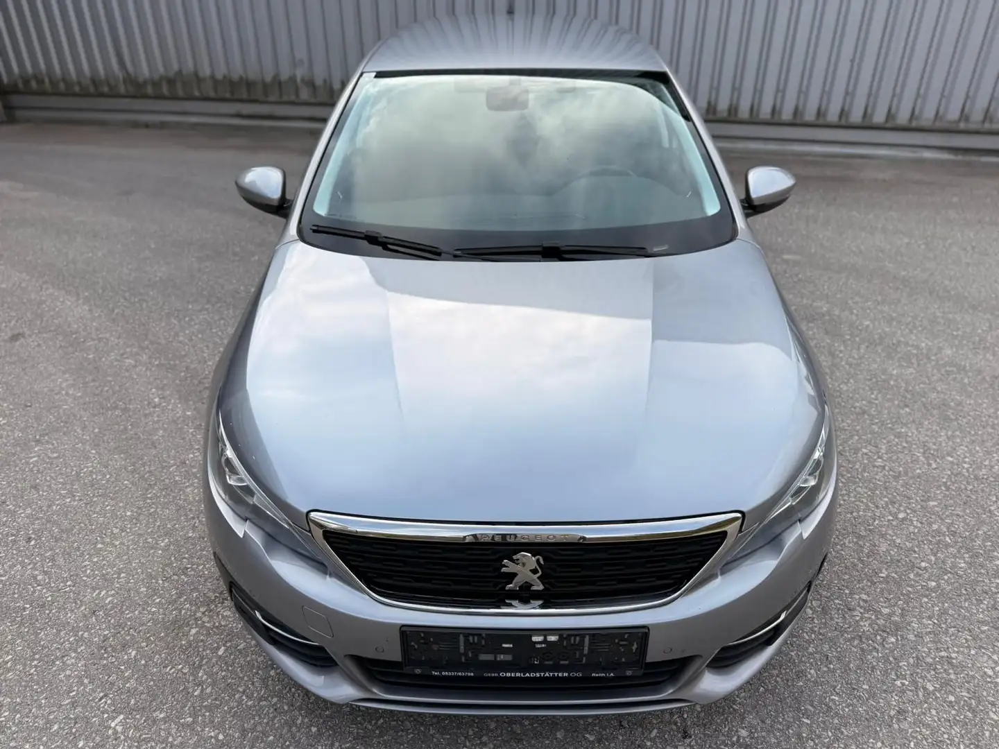 Peugeot 308 1.6 BlueHDI 100 FAP SW Active Plateado - 2