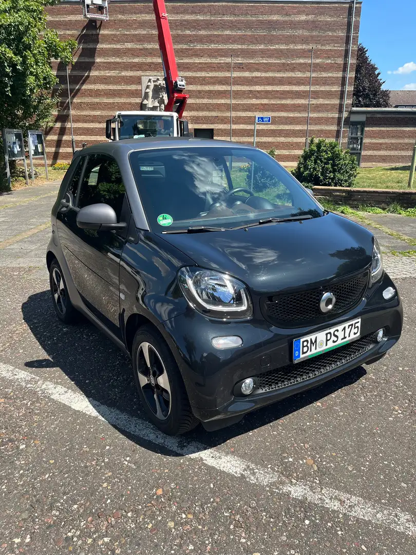 smart forTwo smart fortwo cabrio cabrio twinamic perfect Schwarz - 1