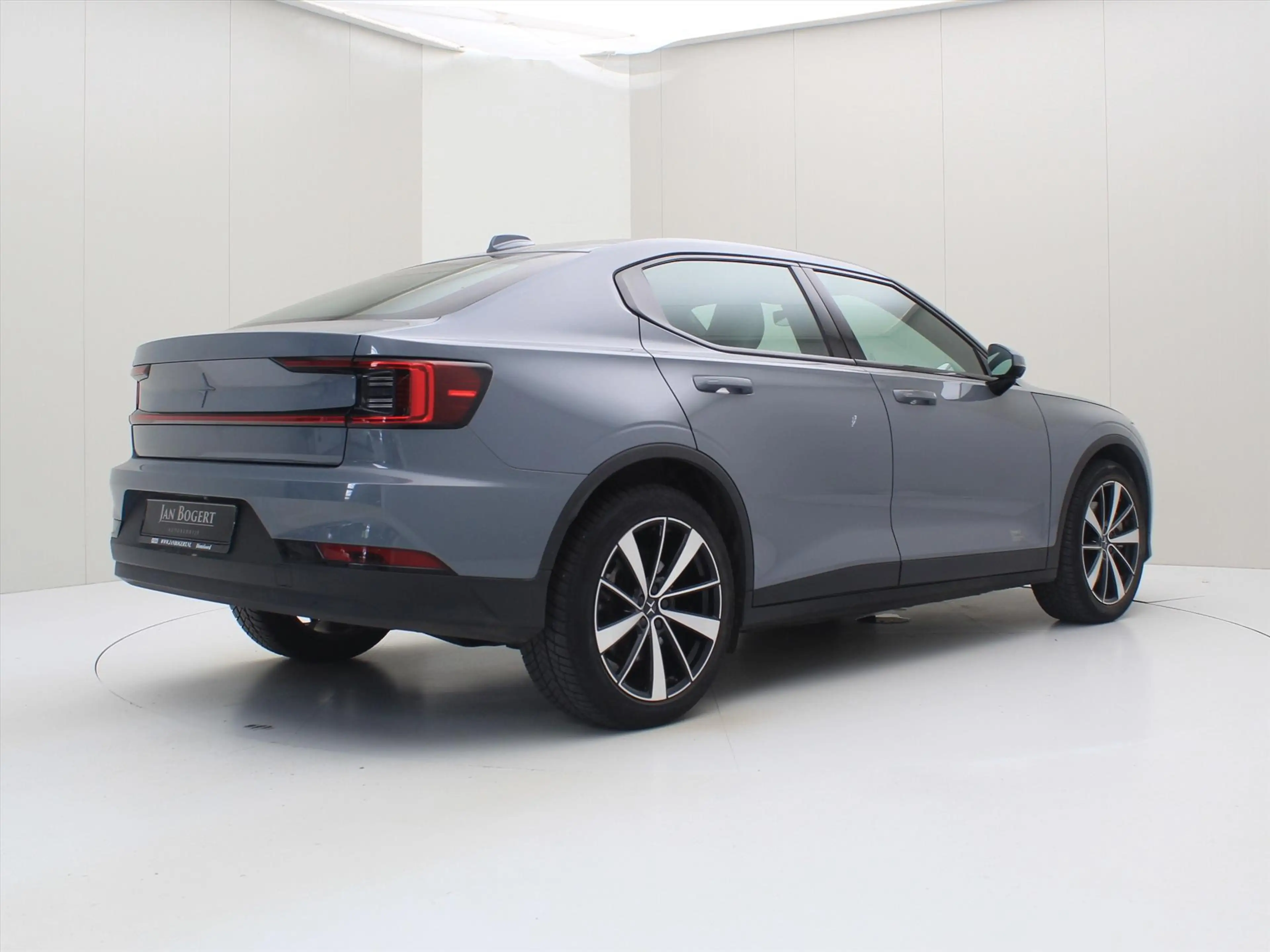 Polestar 2 Standard Range Single Motor 224PK 96% SoH [ STOELV — photo 3