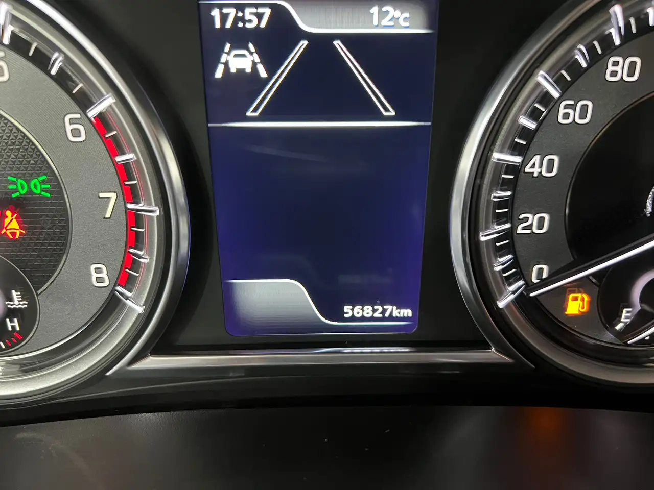 Suzuki Vitara 1.4 BOOSTERJET HYBRID COMFORT 12