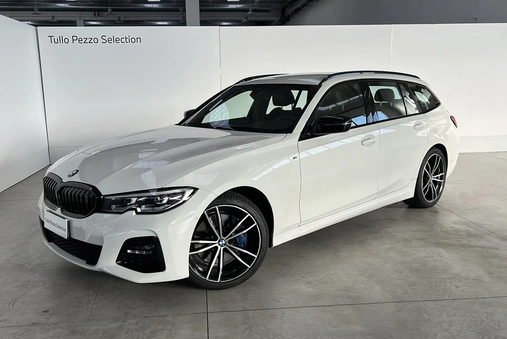 BMW 320 320d Touring xdrive Msport auto Bianco - 1