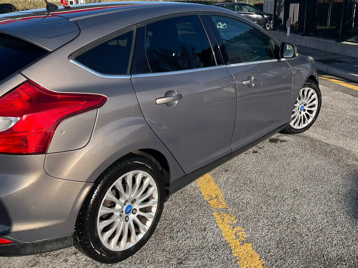 Ford Focus TITANIUM Grigio - 2