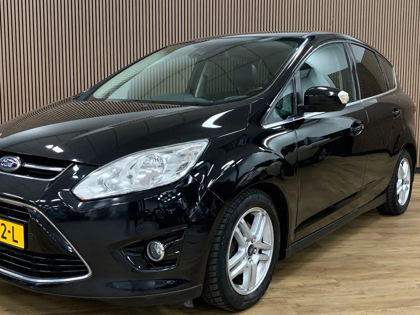 Ford C-Max 1.0 Titanium|147000KM|Navigatie|Leder|Climate Cont Zwart - 2