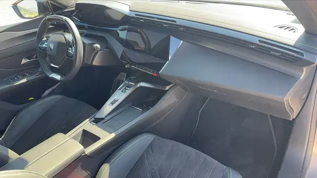 Peugeot 308 view 10