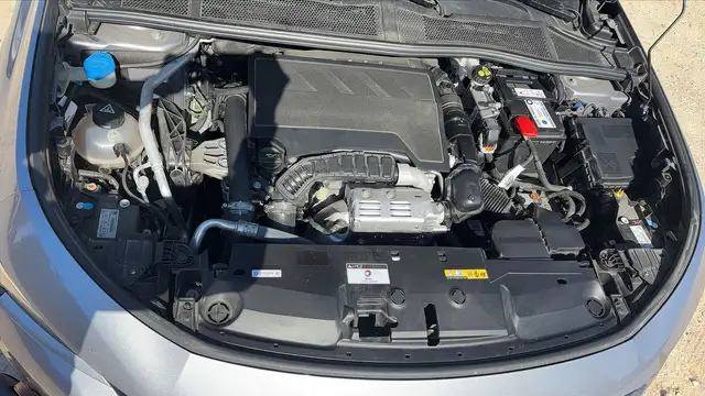 Peugeot 308 view 15