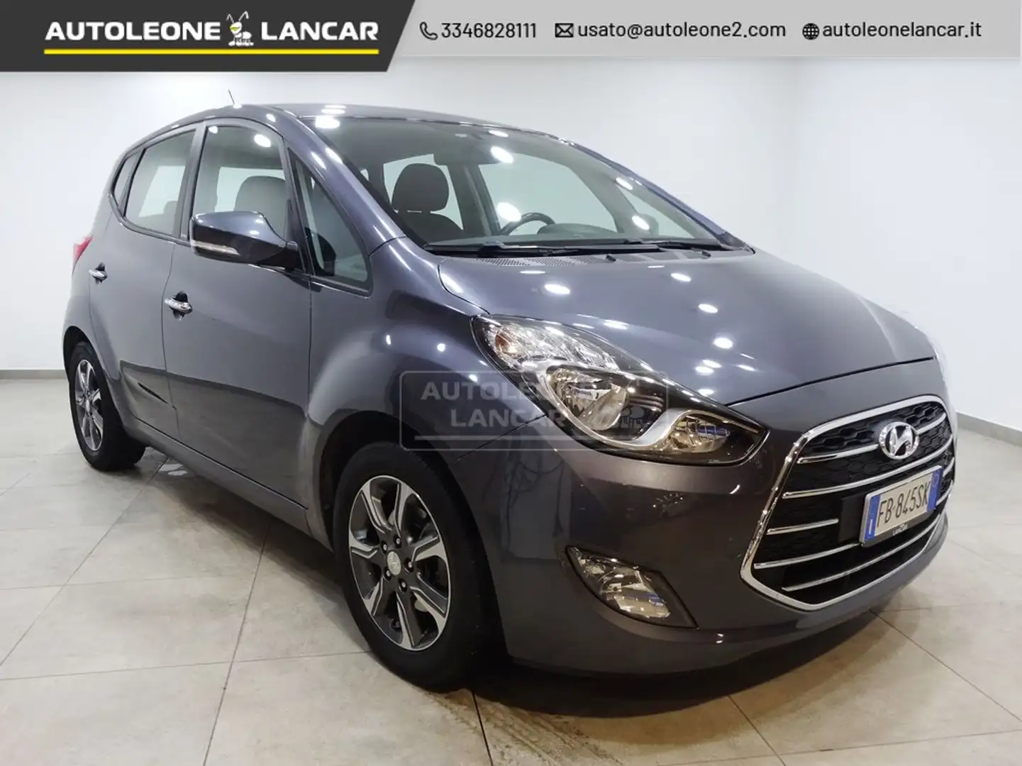 Hyundai iX20 1.6 crdi XPossible 115cv E6 Grigio - 1