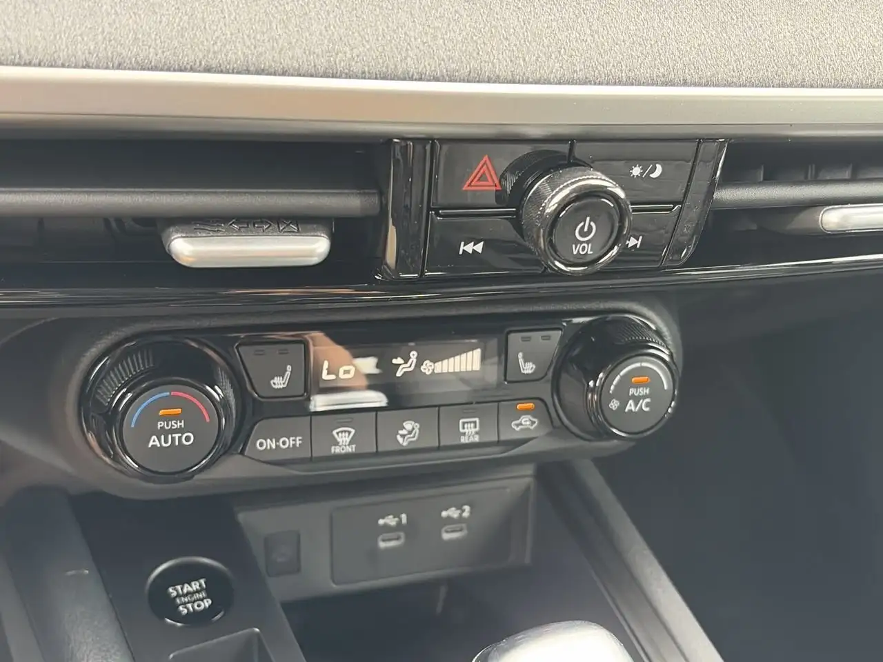 Nissan Kicks photo Nissan Kicks