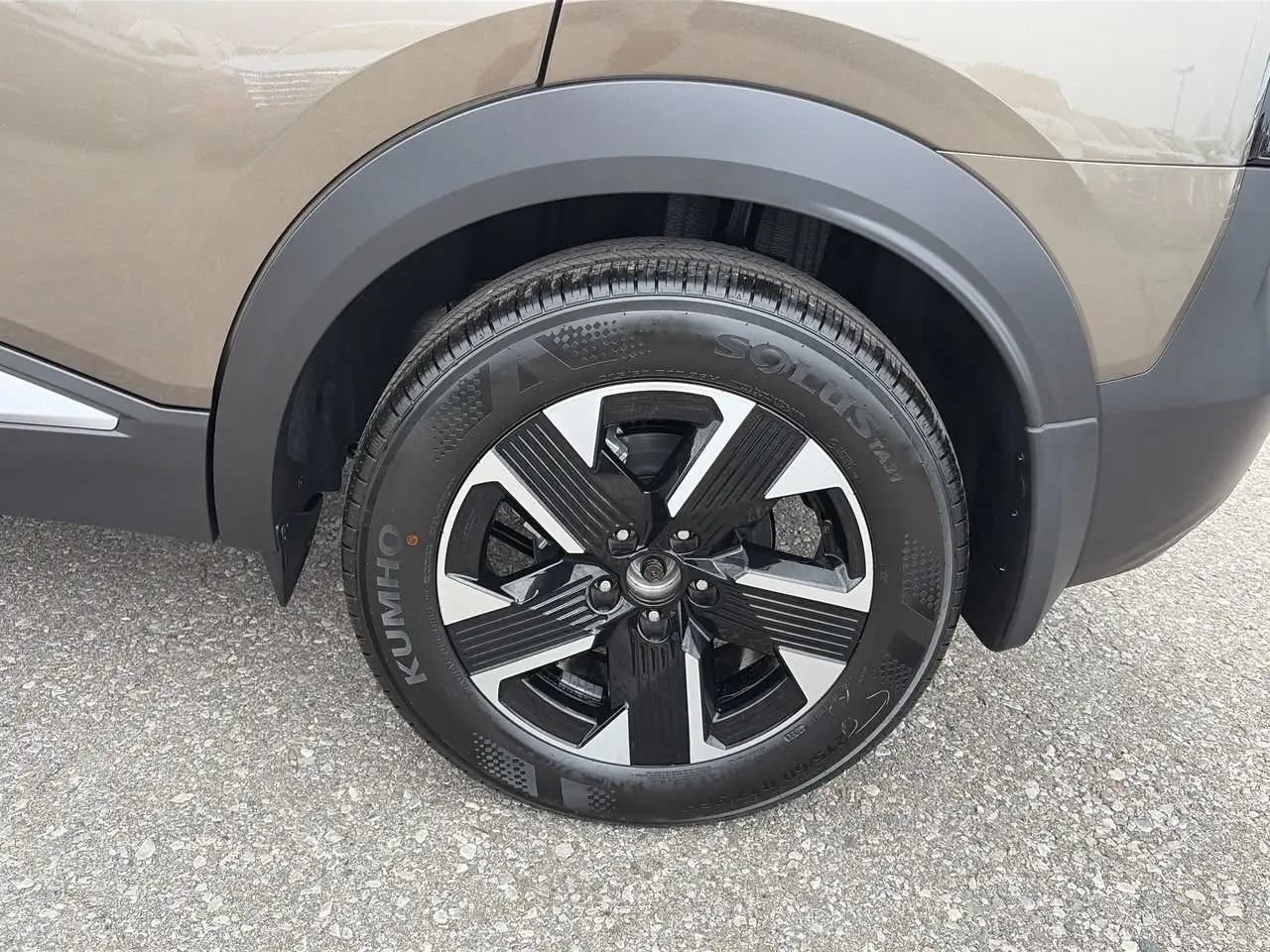 Nissan Kicks photo Nissan Kicks