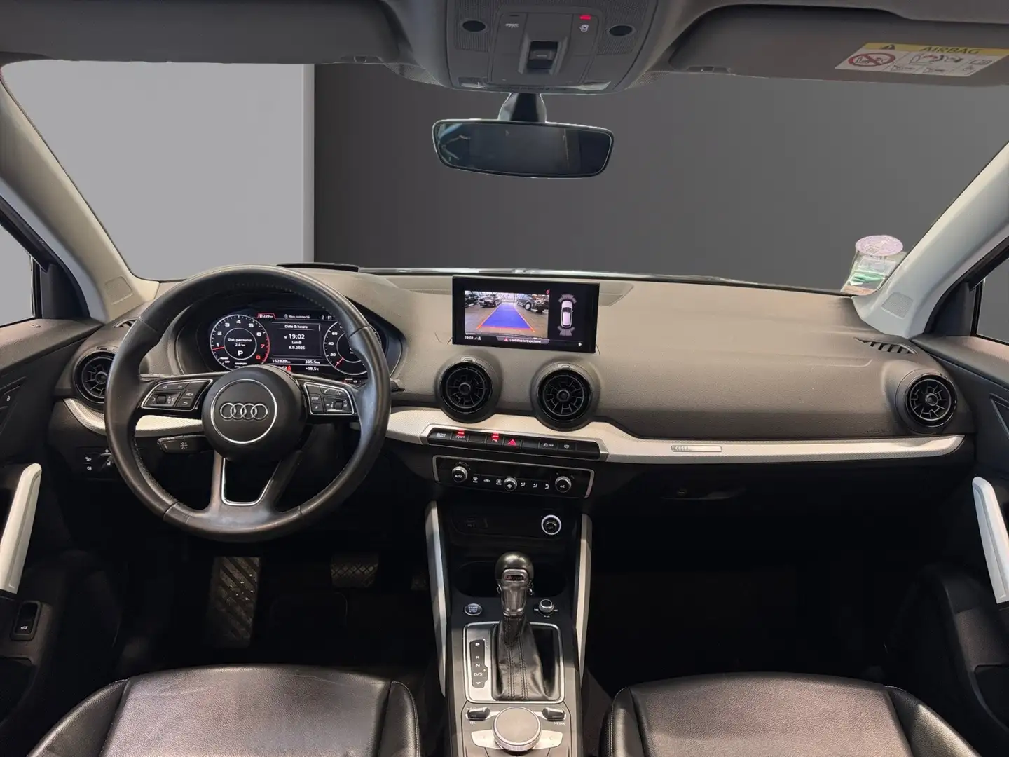 Audi Q2 Design Luxe Grijs - 2