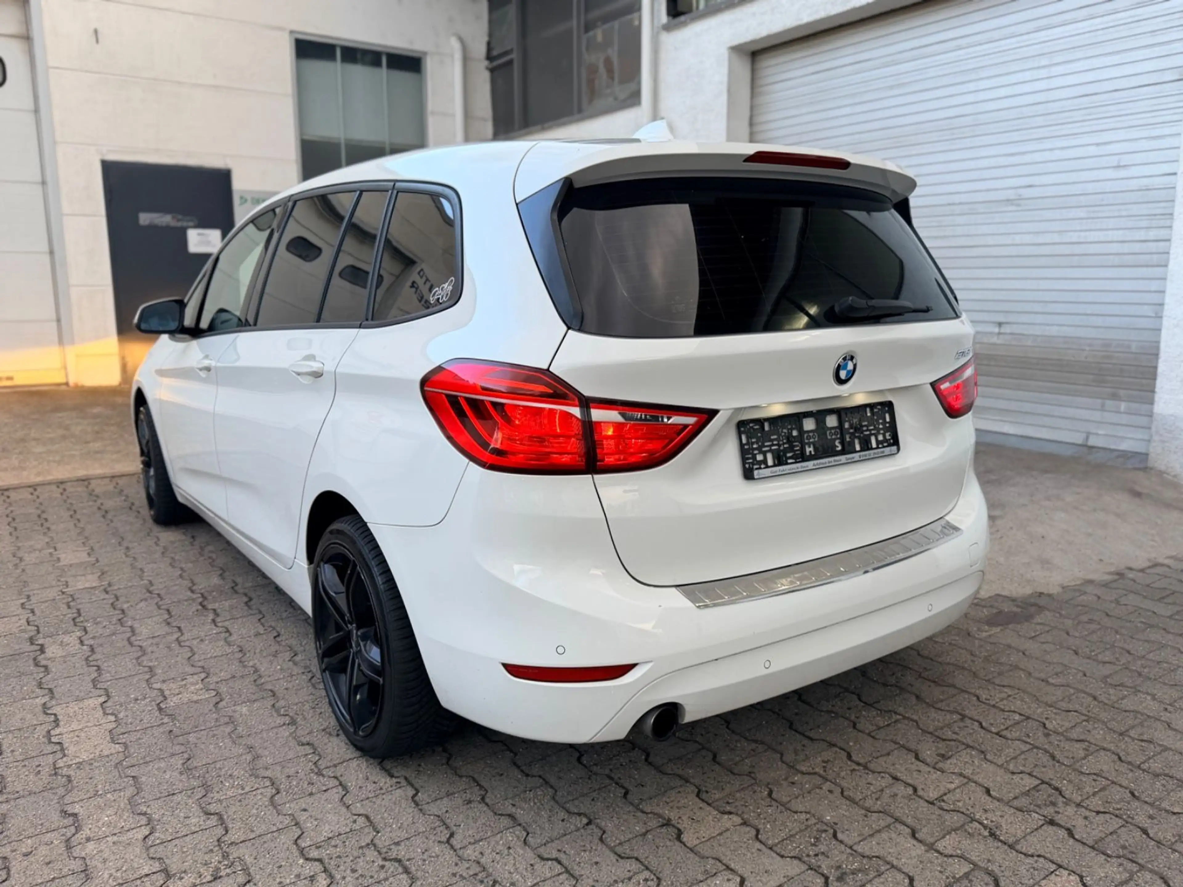 BMW 218 2 Gran Tourer 218 i Advantage 7-Sitzer — photo 5