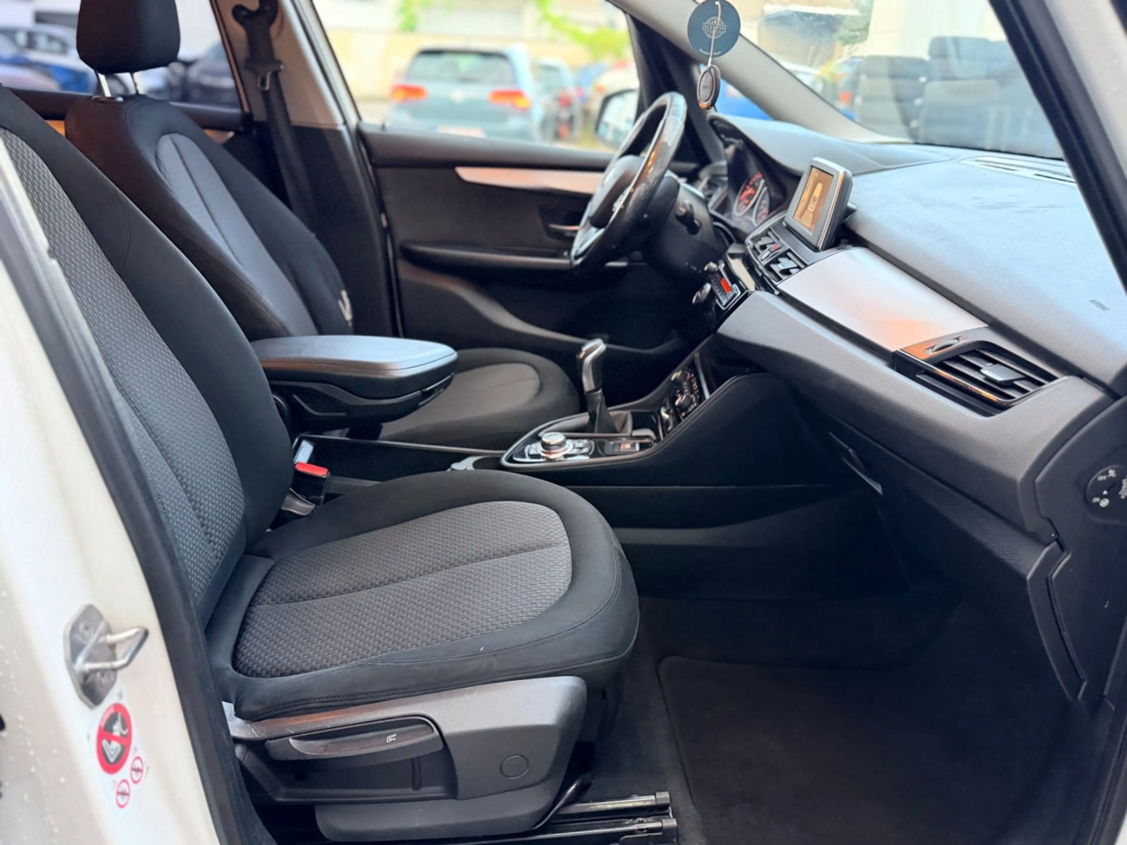BMW 218 2 Gran Tourer 218 i Advantage 7-Sitzer — photo 14