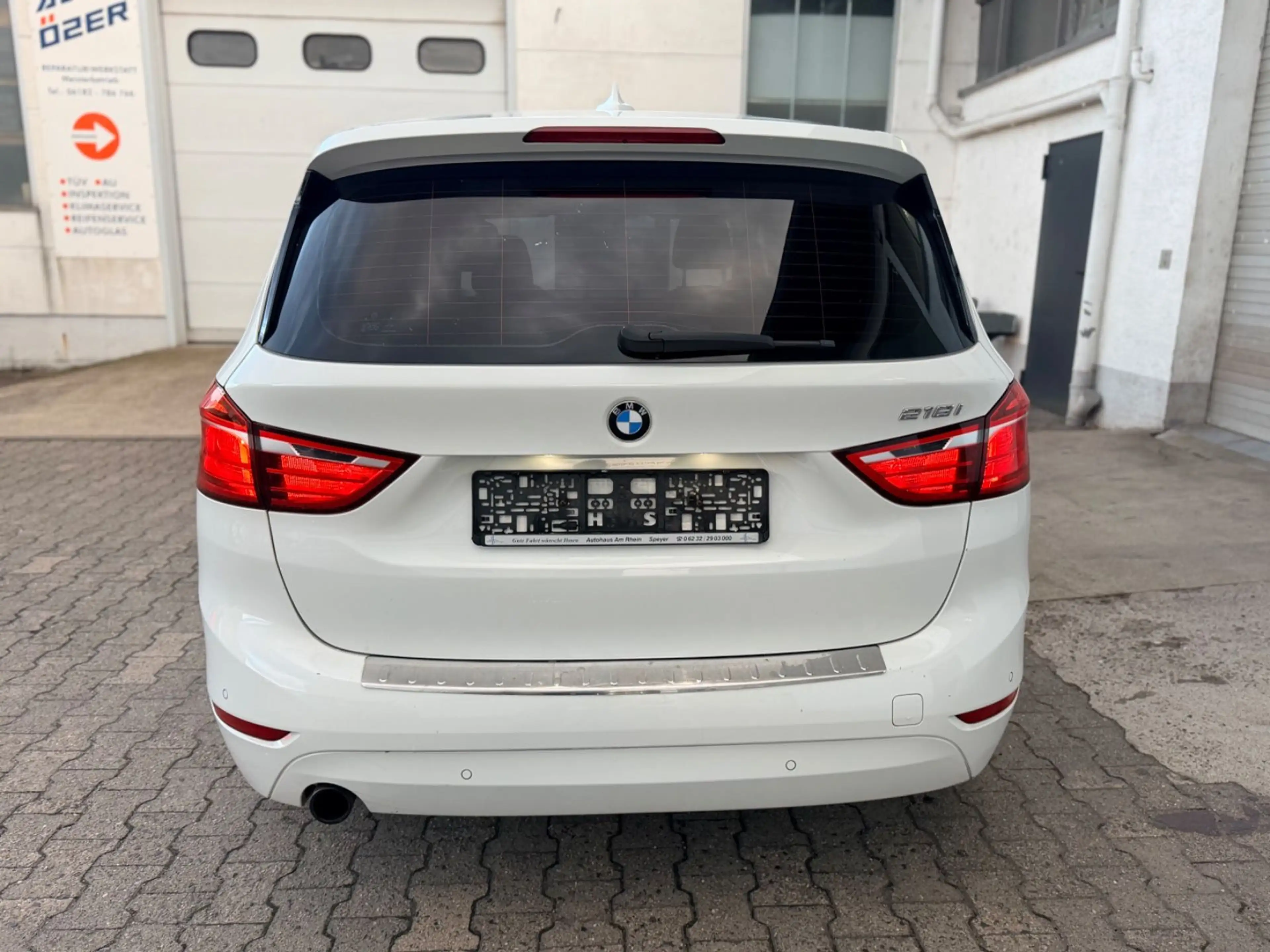 BMW 218 2 Gran Tourer 218 i Advantage 7-Sitzer — photo 6