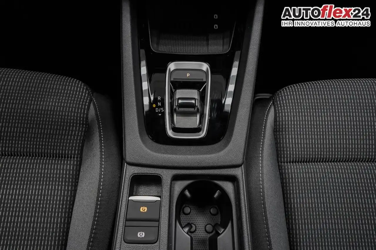 Skoda Octavia Combi Kombi 1,5 TSI mHEV DSG Selection LAGER ..., миниатюра 11