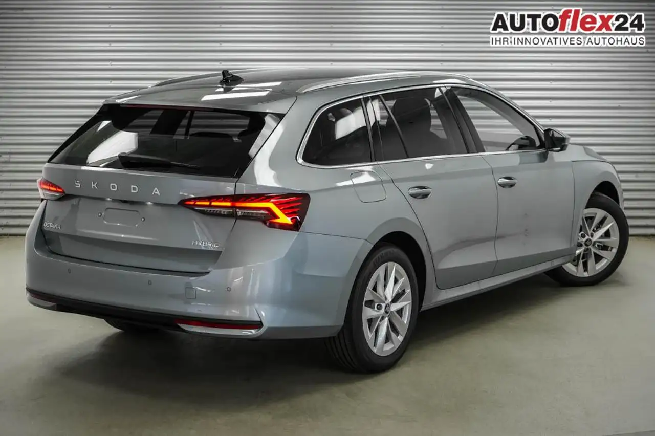 Skoda Octavia Combi Kombi 1,5 TSI mHEV DSG Selection LAGER ..., миниатюра 2