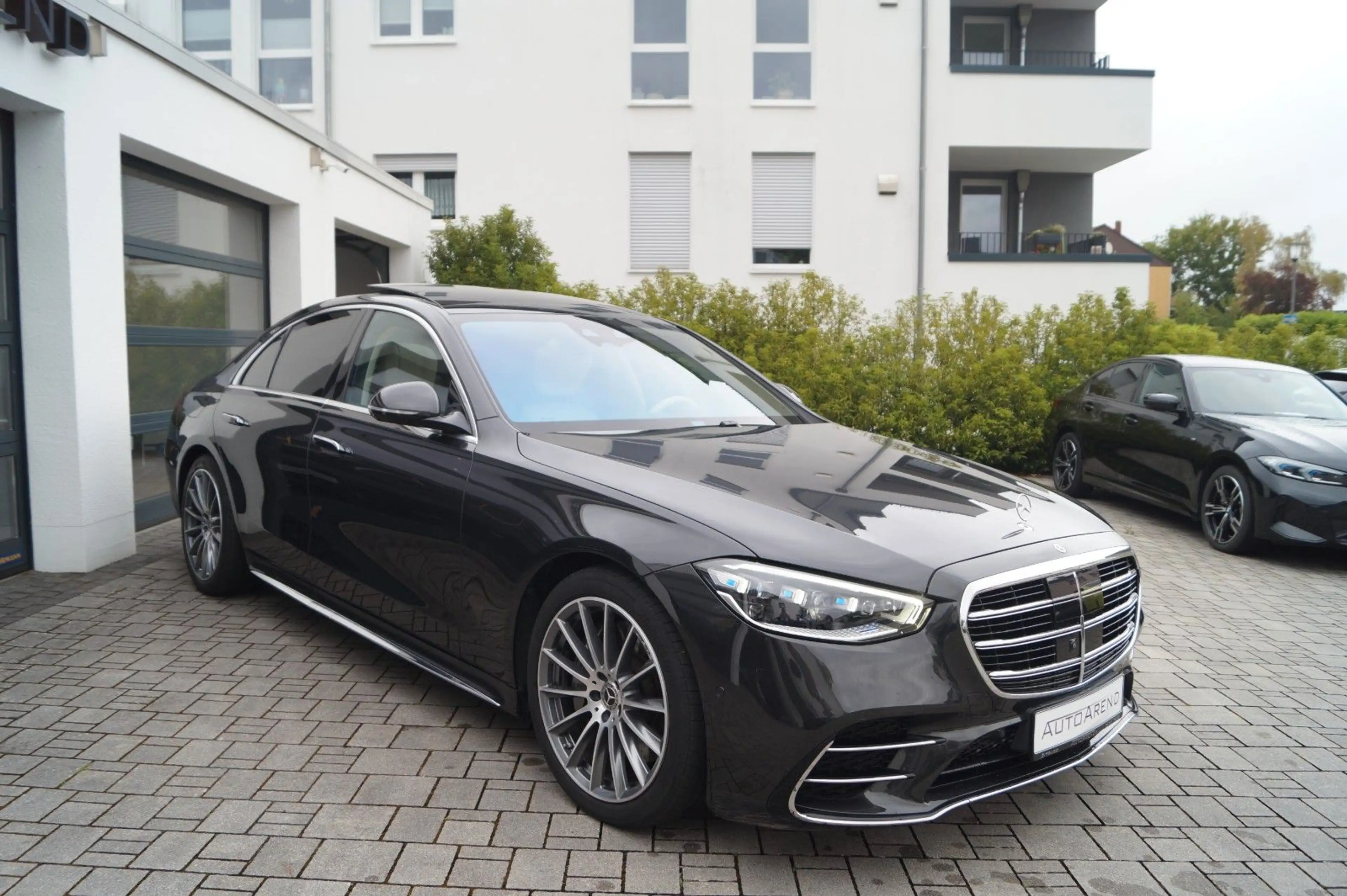 Mercedes-Benz S 350 d *AMG Line, Superior Line, Soft-Close* — photo 3