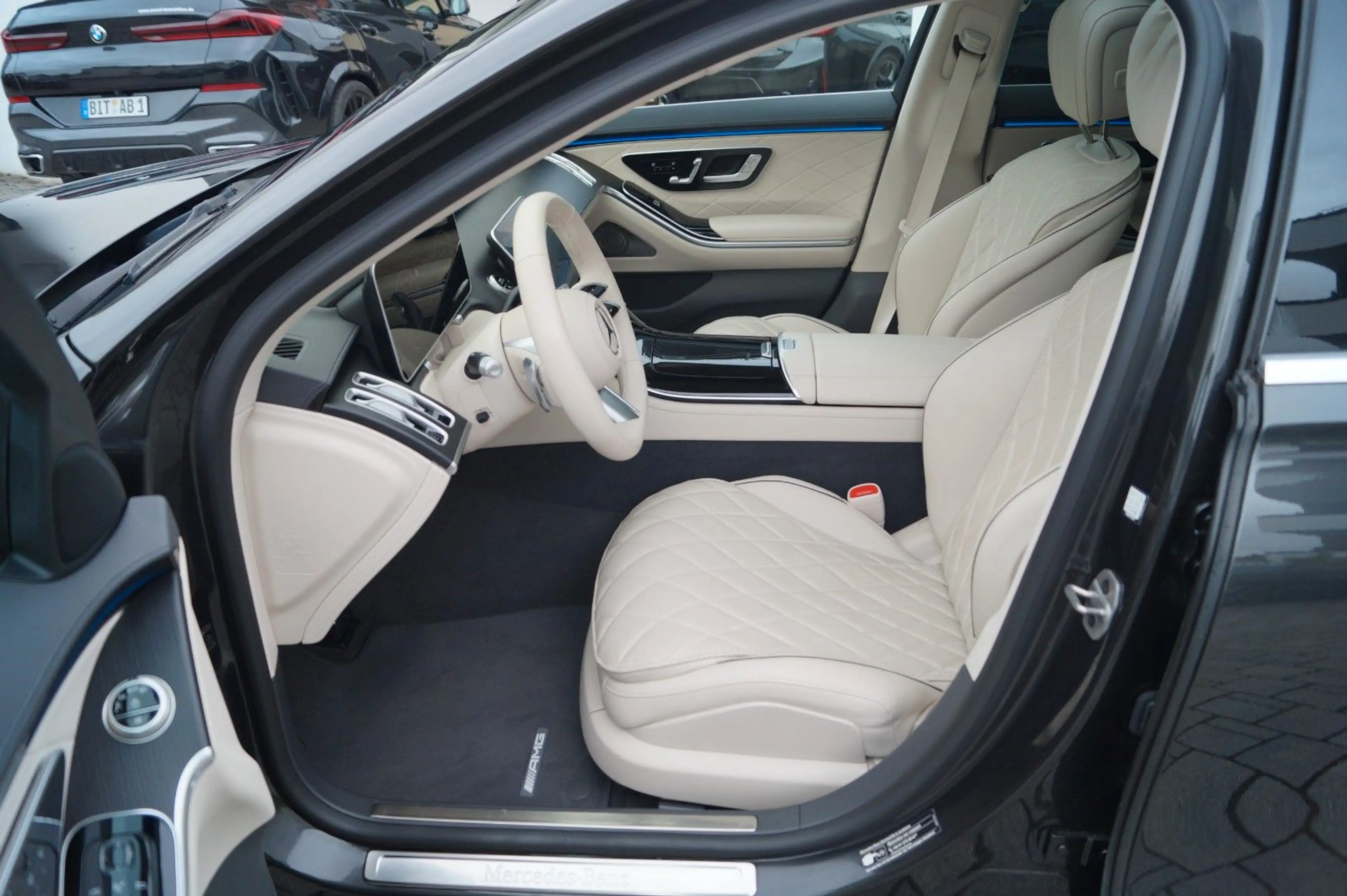 Mercedes-Benz S 350 d *AMG Line, Superior Line, Soft-Close* — photo 13