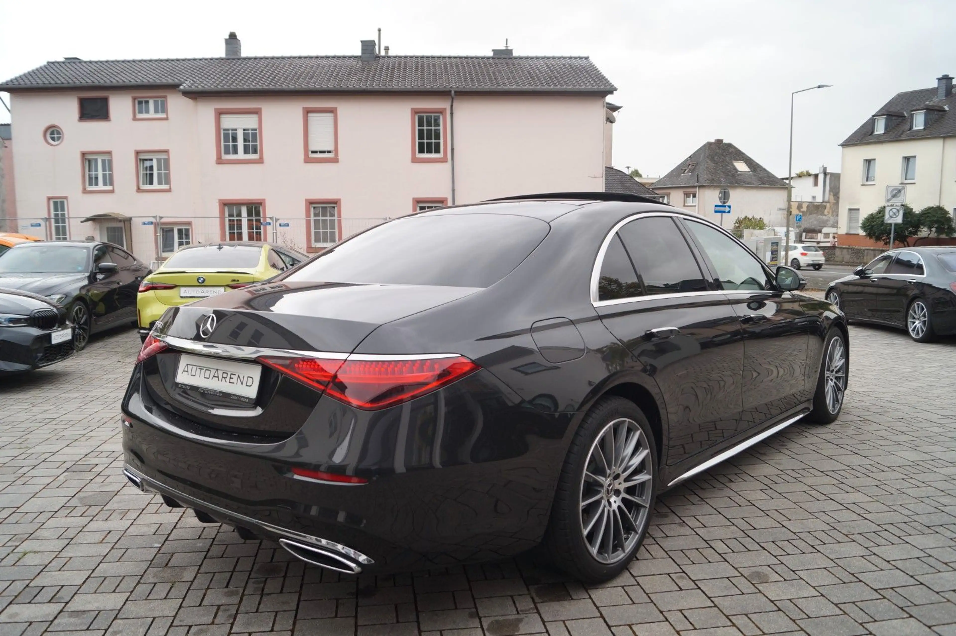 Mercedes-Benz S 350 d *AMG Line, Superior Line, Soft-Close* — photo 4