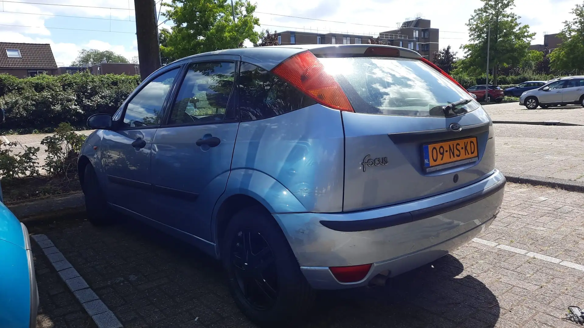 Ford Focus 1.6-16V Trend NAP Gris - 1