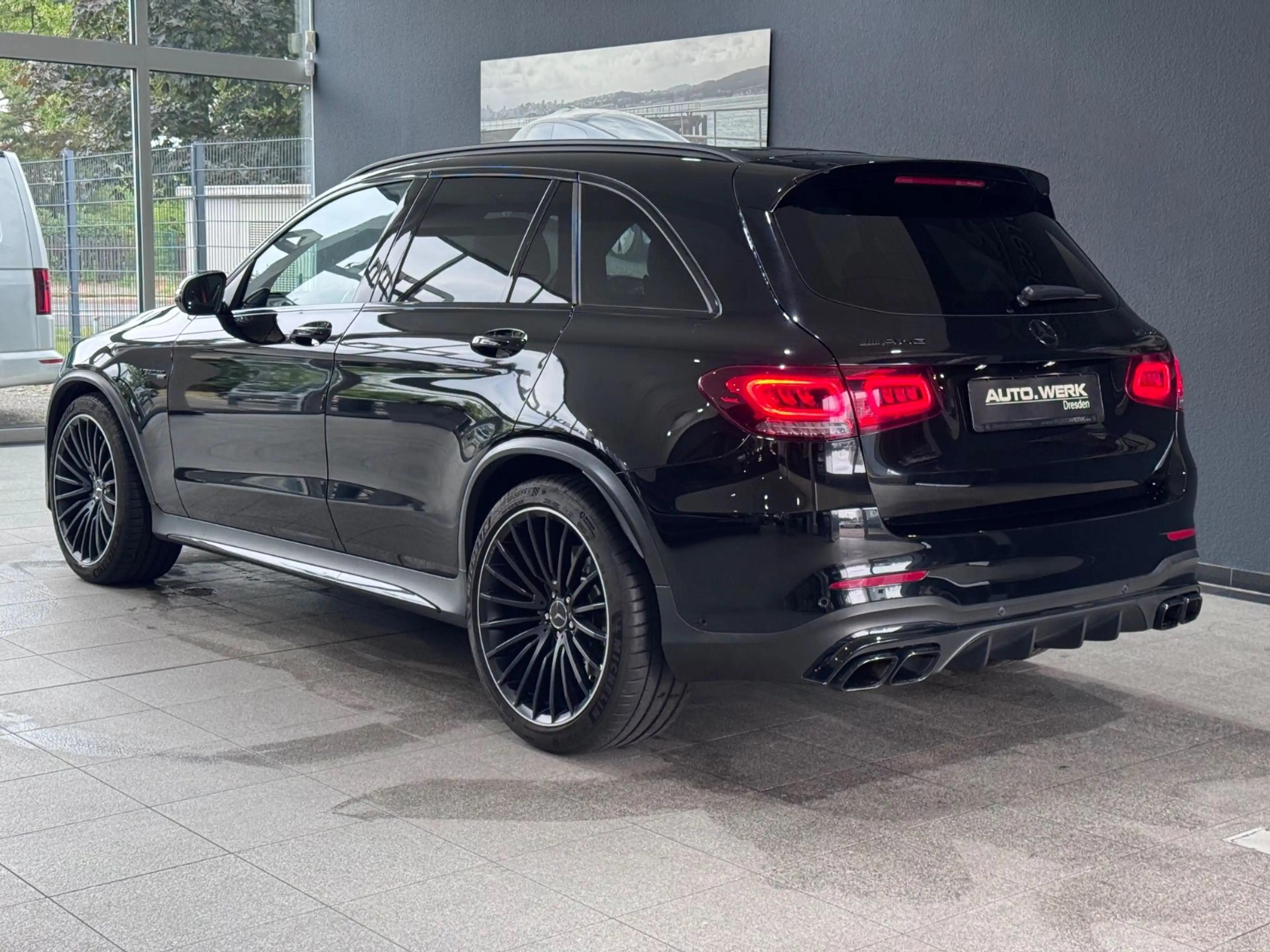 Mercedes-Benz GLC 63 AMG 4Matic*KAMERA*LED*SHZ*NIGHT-PAKET*LMF — photo 5