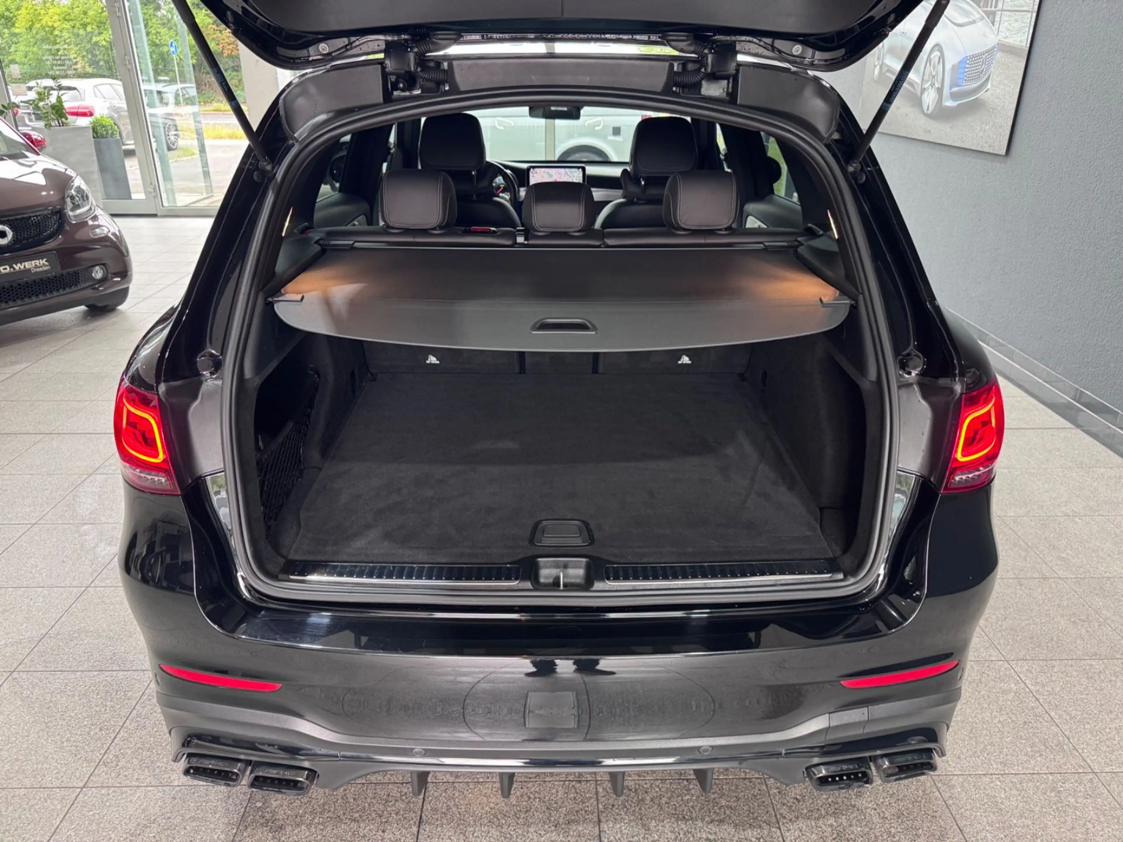 Mercedes-Benz GLC 63 AMG 4Matic*KAMERA*LED*SHZ*NIGHT-PAKET*LMF — photo 8