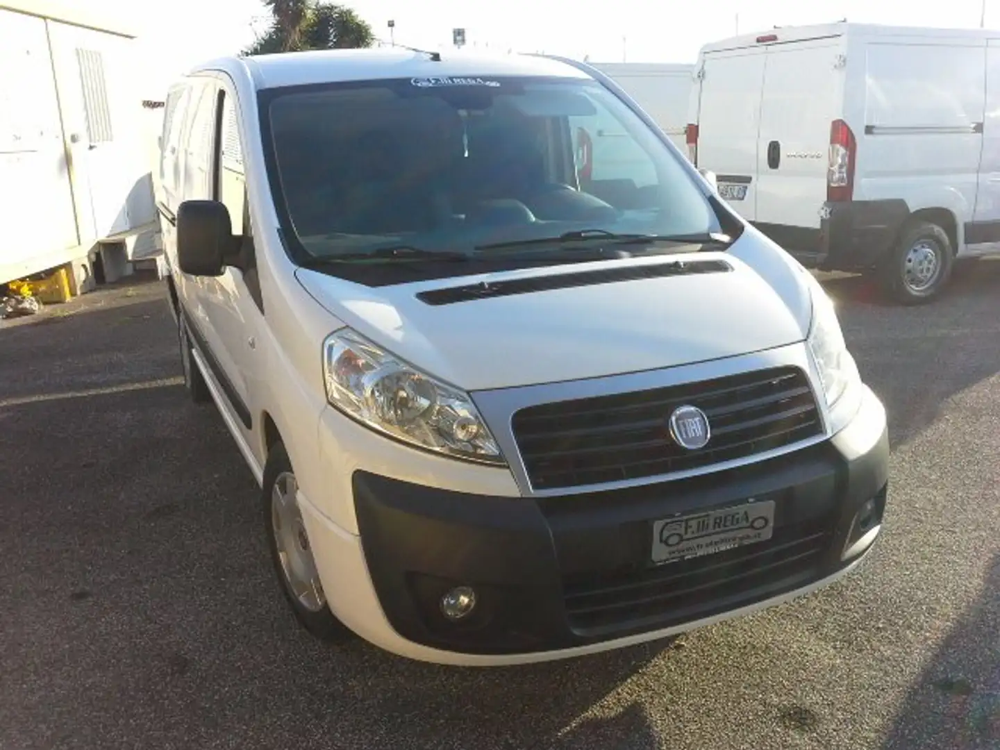 Fiat Scudo 2.0 MJT 130CV MAXI FURGONE CON 12.00 kg Blanc - 2
