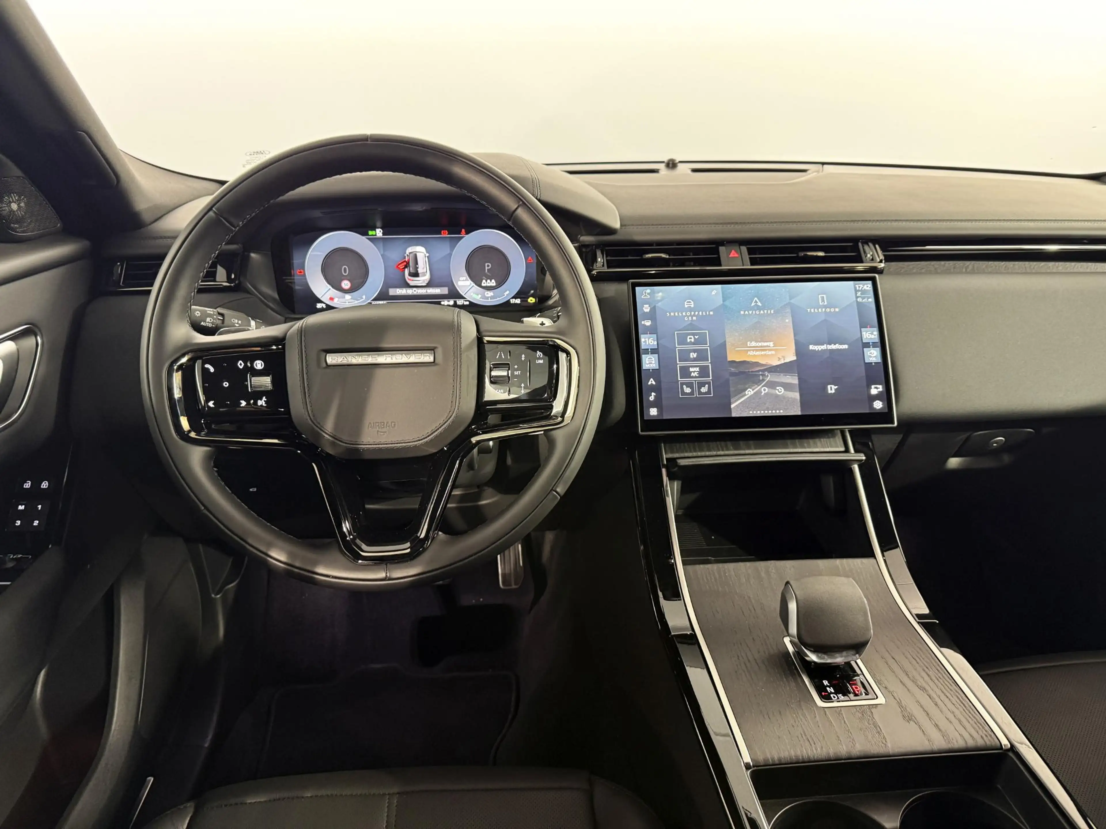 Land Rover Range Rover Velar 2.0 P400e R-Dynamic HSE / Plug-In Hybrid / 2026 / — photo 6