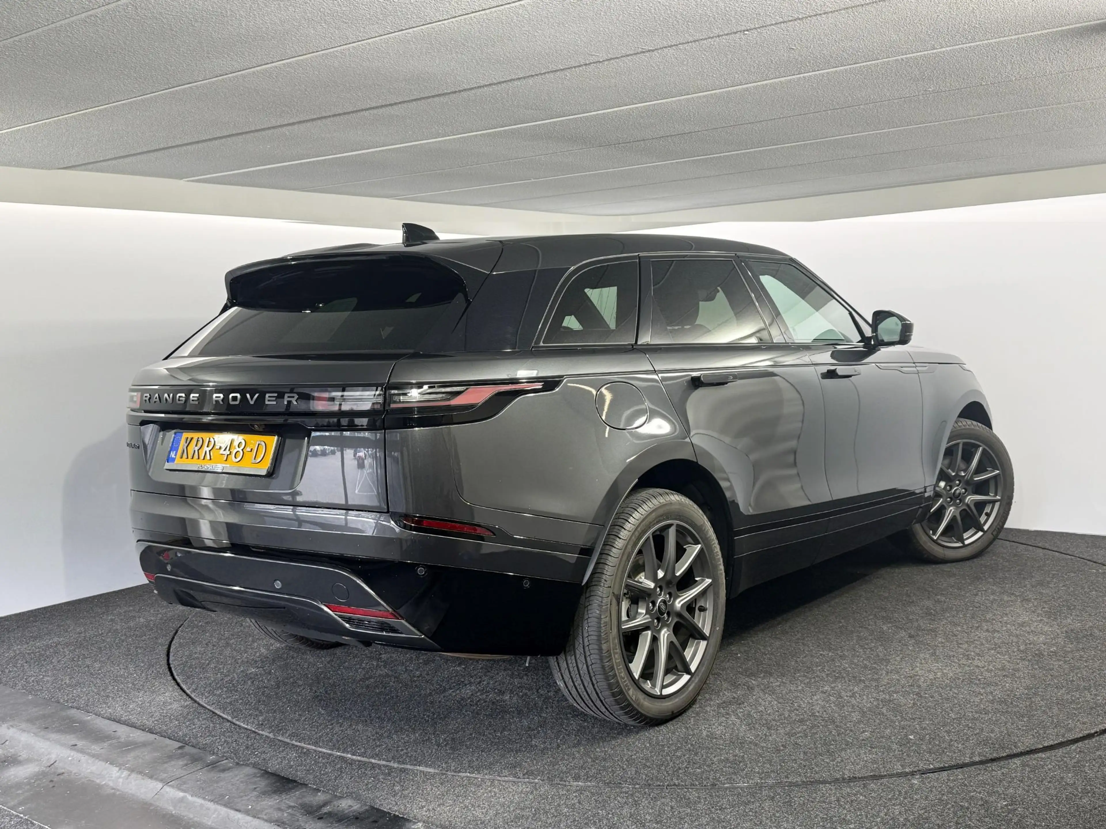 Land Rover Range Rover Velar 2.0 P400e R-Dynamic HSE / Plug-In Hybrid / 2026 / — photo 23