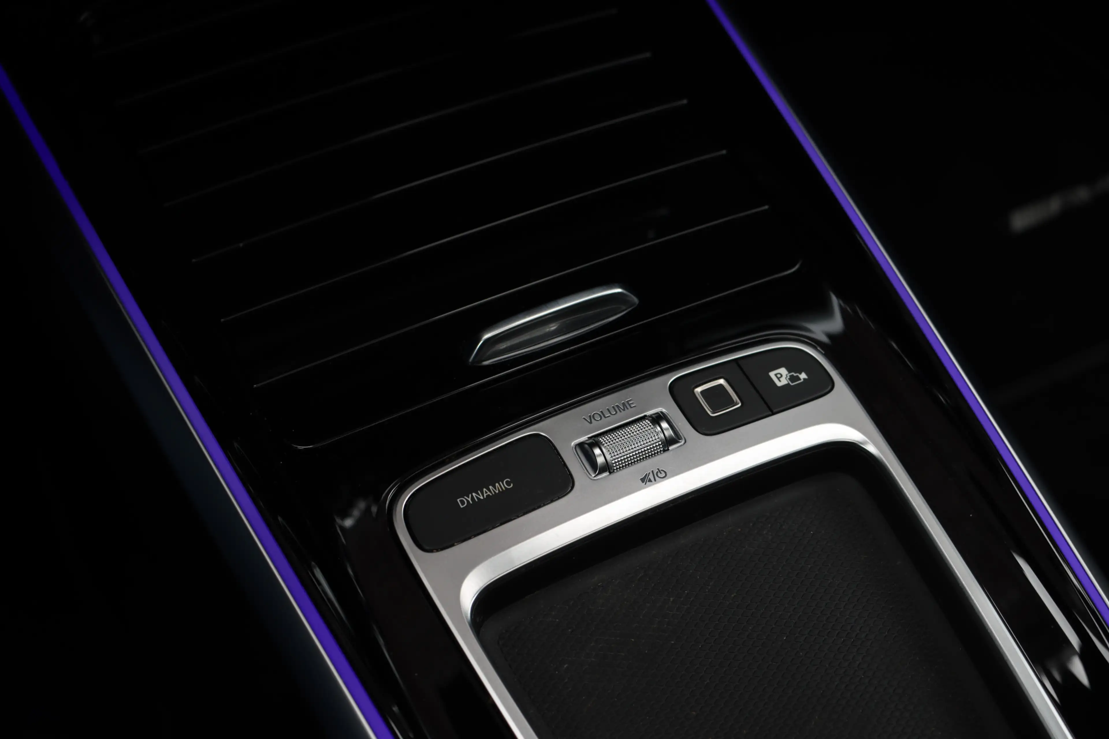 Mercedes-Benz EQB 350 4MATIC AMG Line 71 kWh | Panoramadak | Leder | Mem — photo 39