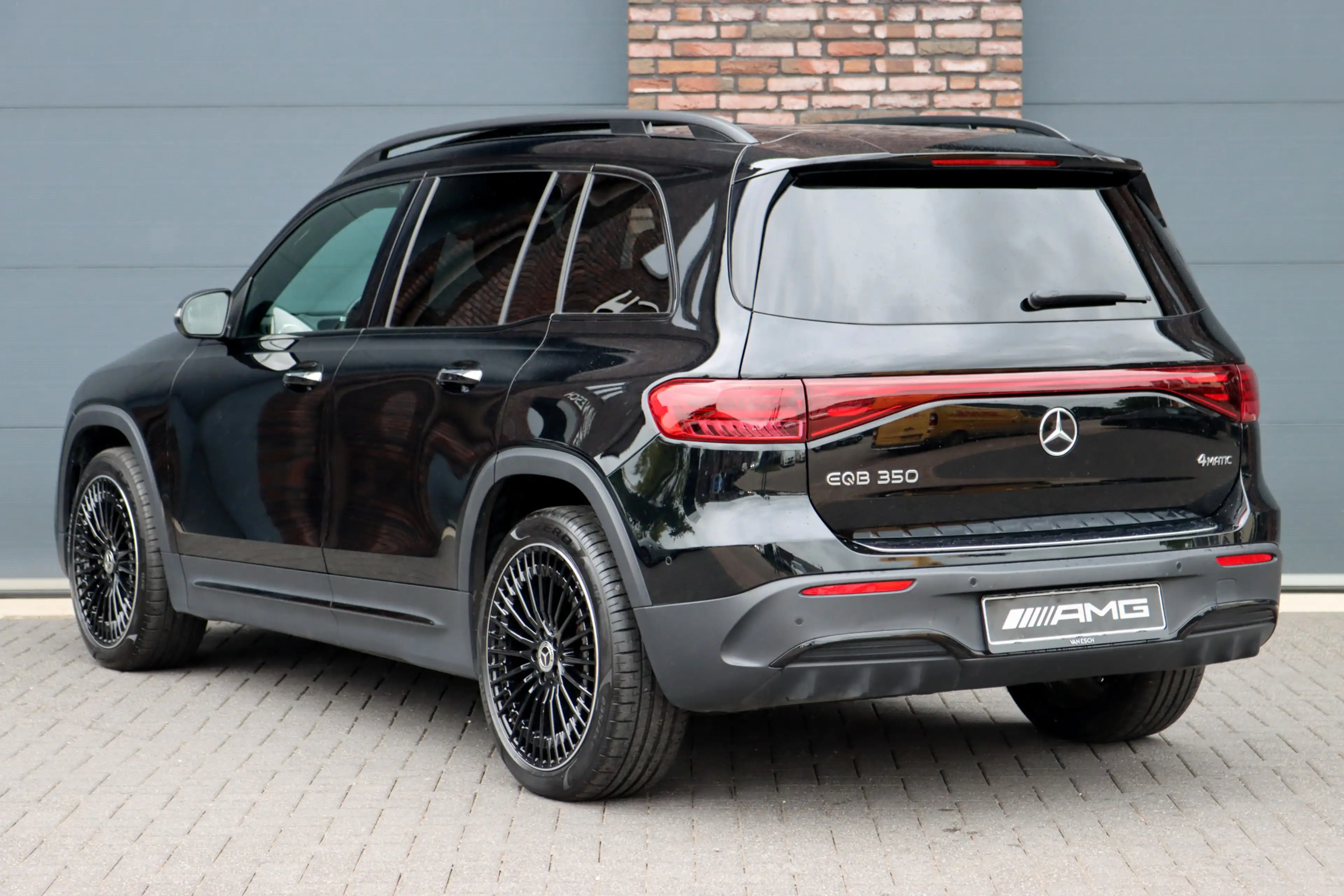 Mercedes-Benz EQB 350 4MATIC AMG Line 71 kWh | Panoramadak | Leder | Mem — photo 5
