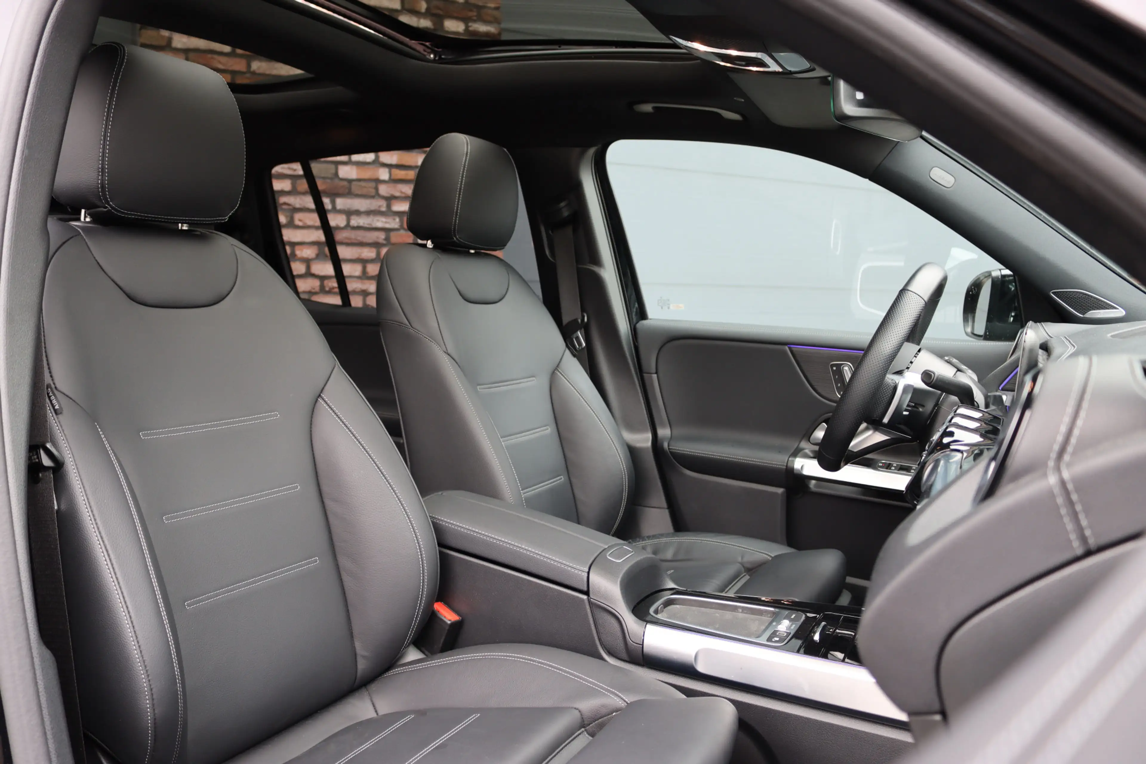 Mercedes-Benz EQB 350 4MATIC AMG Line 71 kWh | Panoramadak | Leder | Mem — photo 6