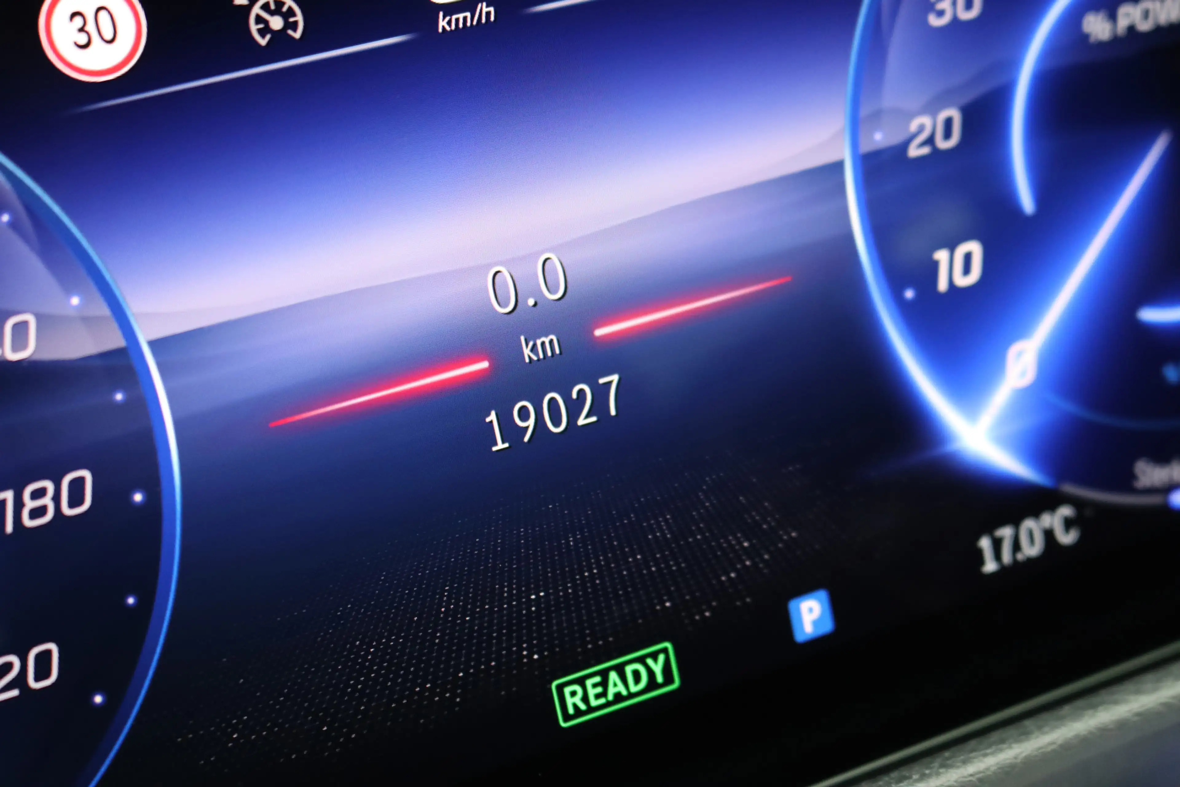 Mercedes-Benz EQB 350 4MATIC AMG Line 71 kWh | Panoramadak | Leder | Mem — photo 28