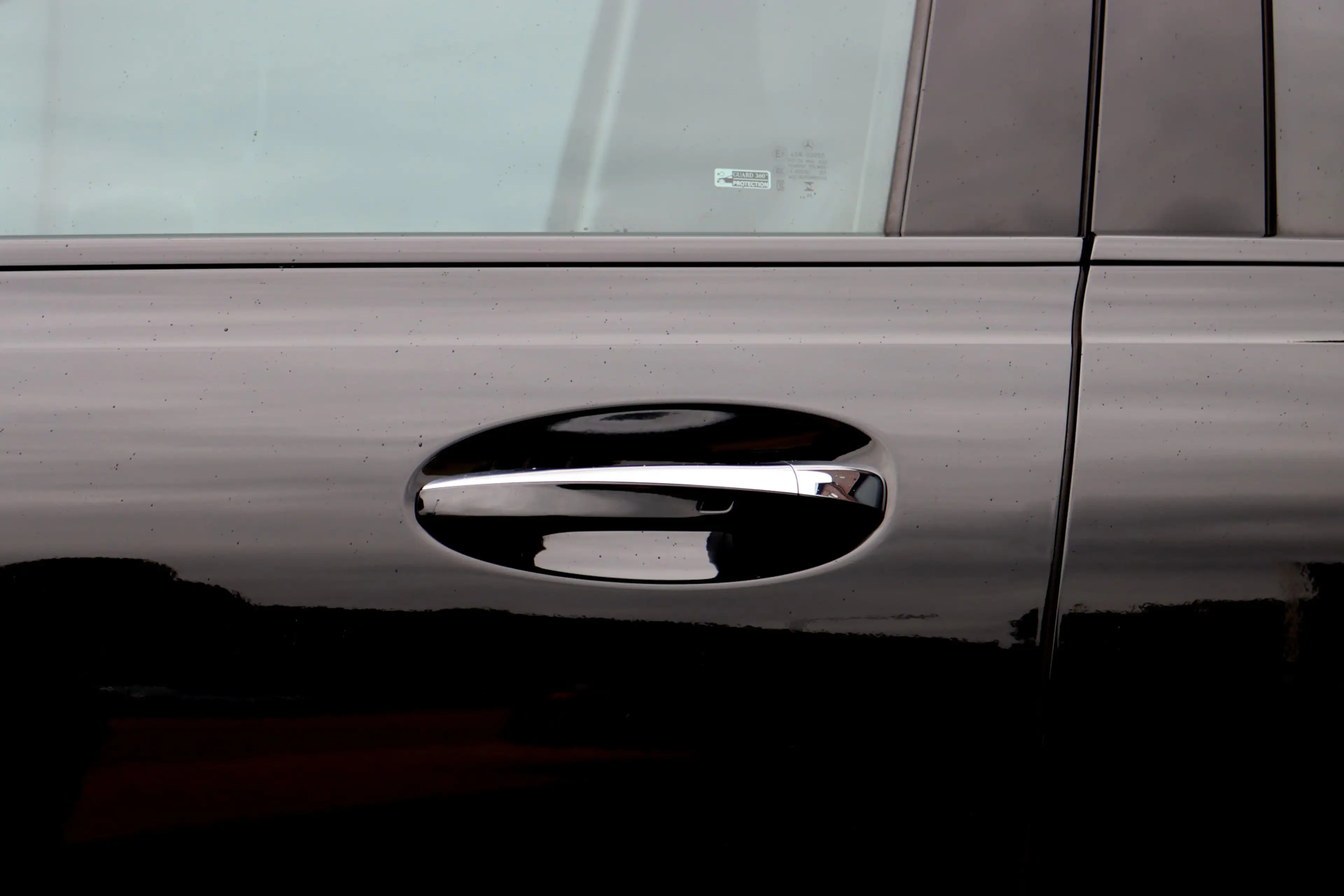Mercedes-Benz EQB 350 4MATIC AMG Line 71 kWh | Panoramadak | Leder | Mem — photo 23