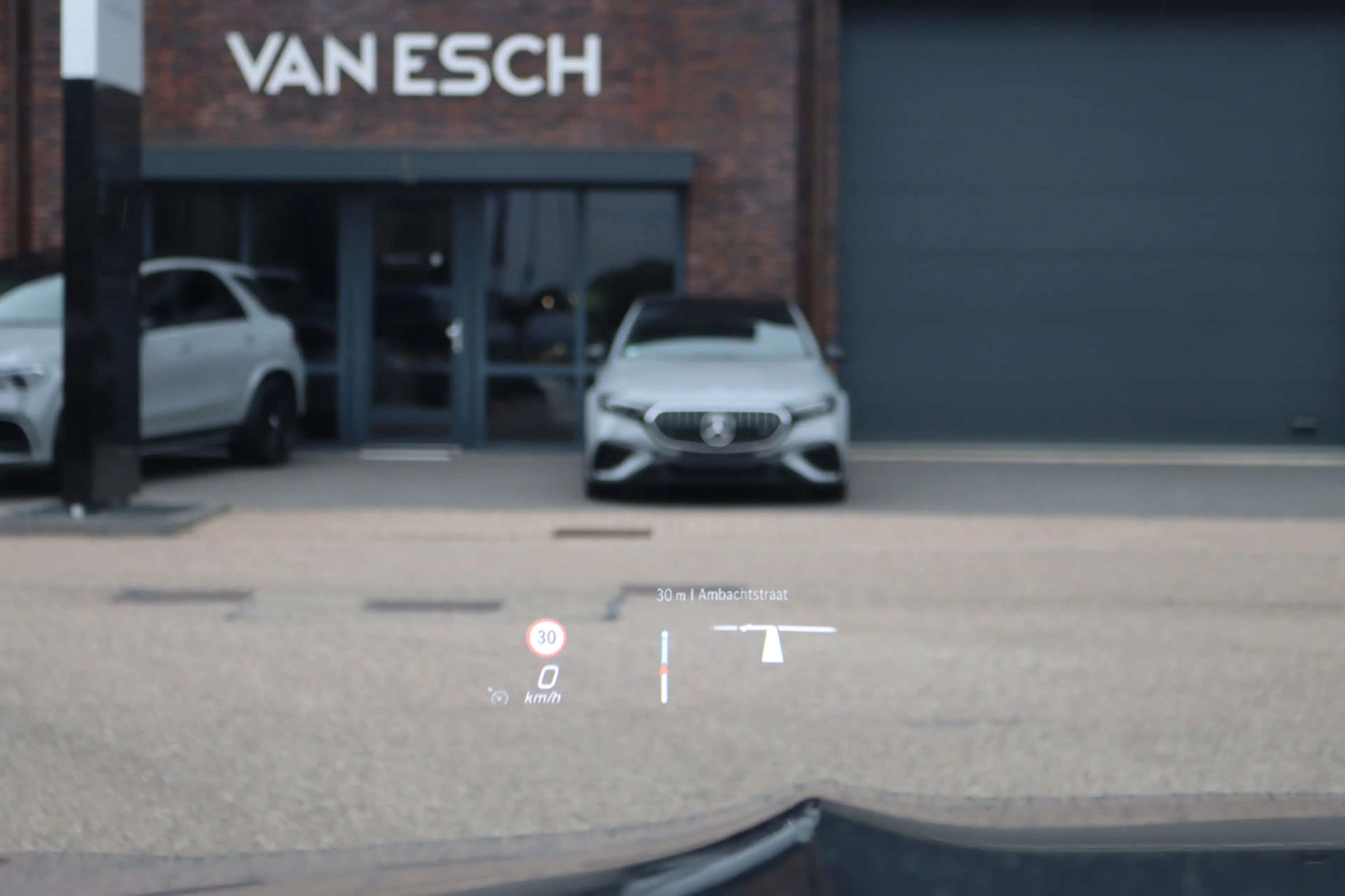 Mercedes-Benz EQB 350 4MATIC AMG Line 71 kWh | Panoramadak | Leder | Mem — photo 26