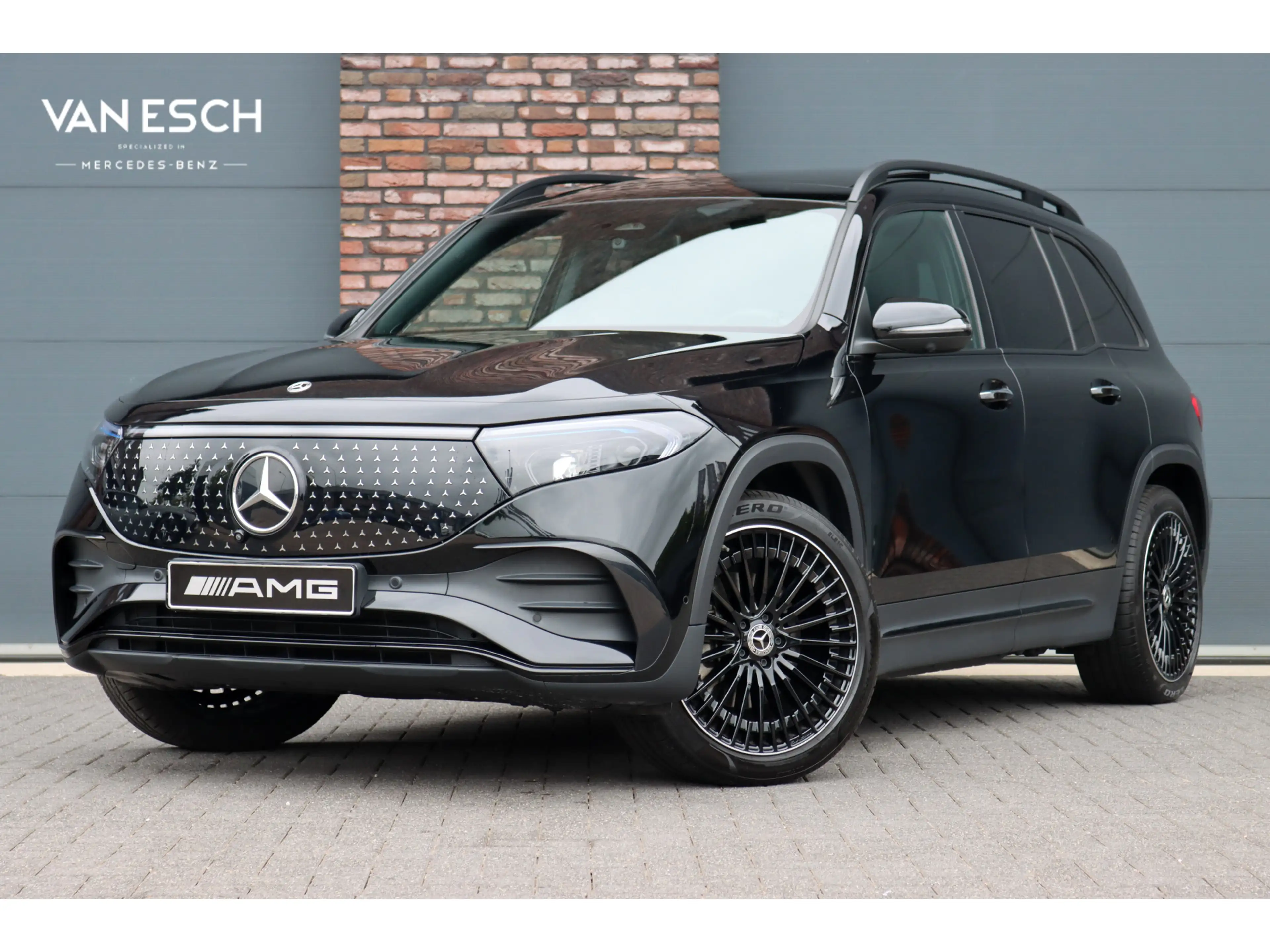 Mercedes-Benz EQB 350 4MATIC AMG Line 71 kWh | Panoramadak | Leder | Mem