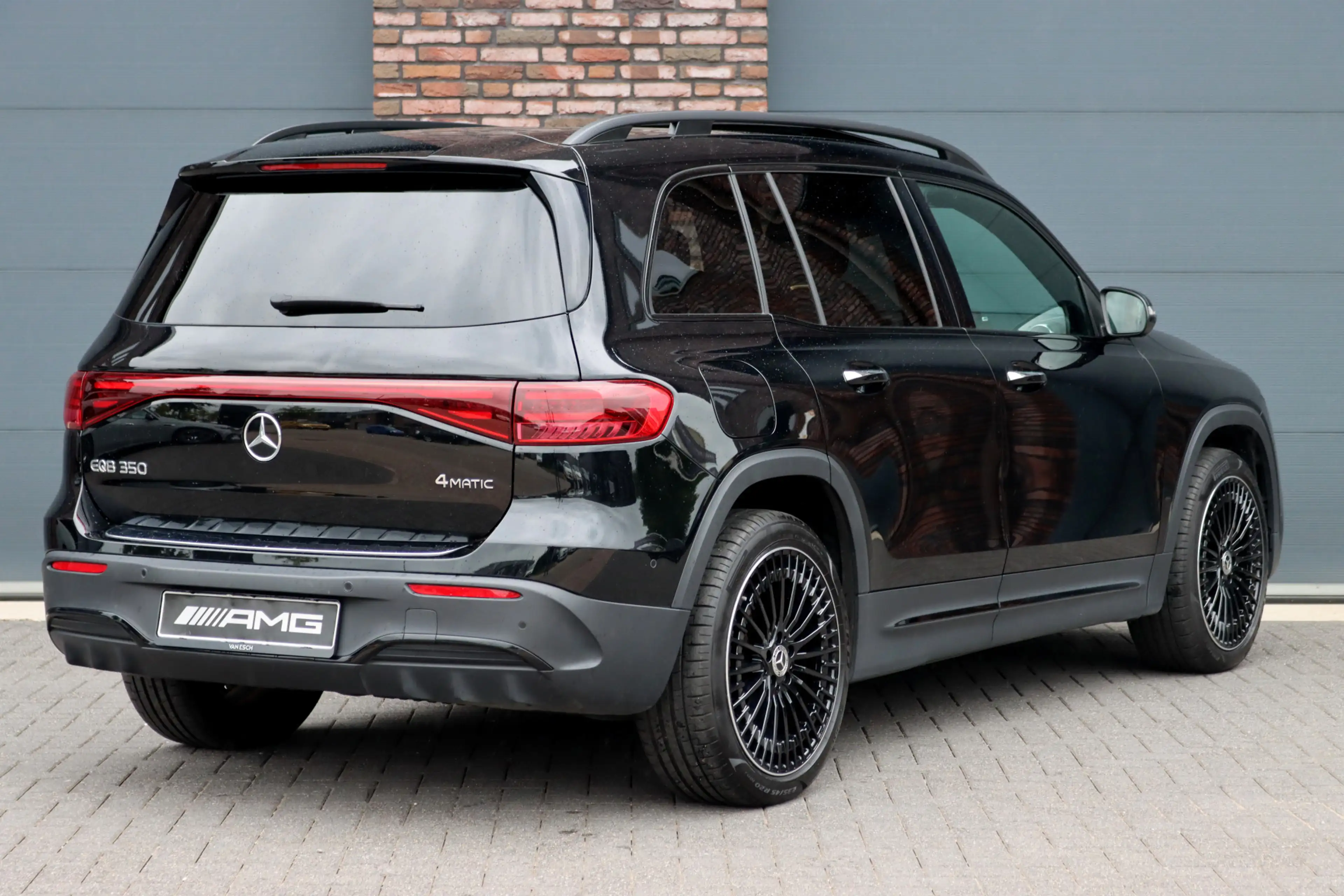 Mercedes-Benz EQB 350 4MATIC AMG Line 71 kWh | Panoramadak | Leder | Mem — photo 7